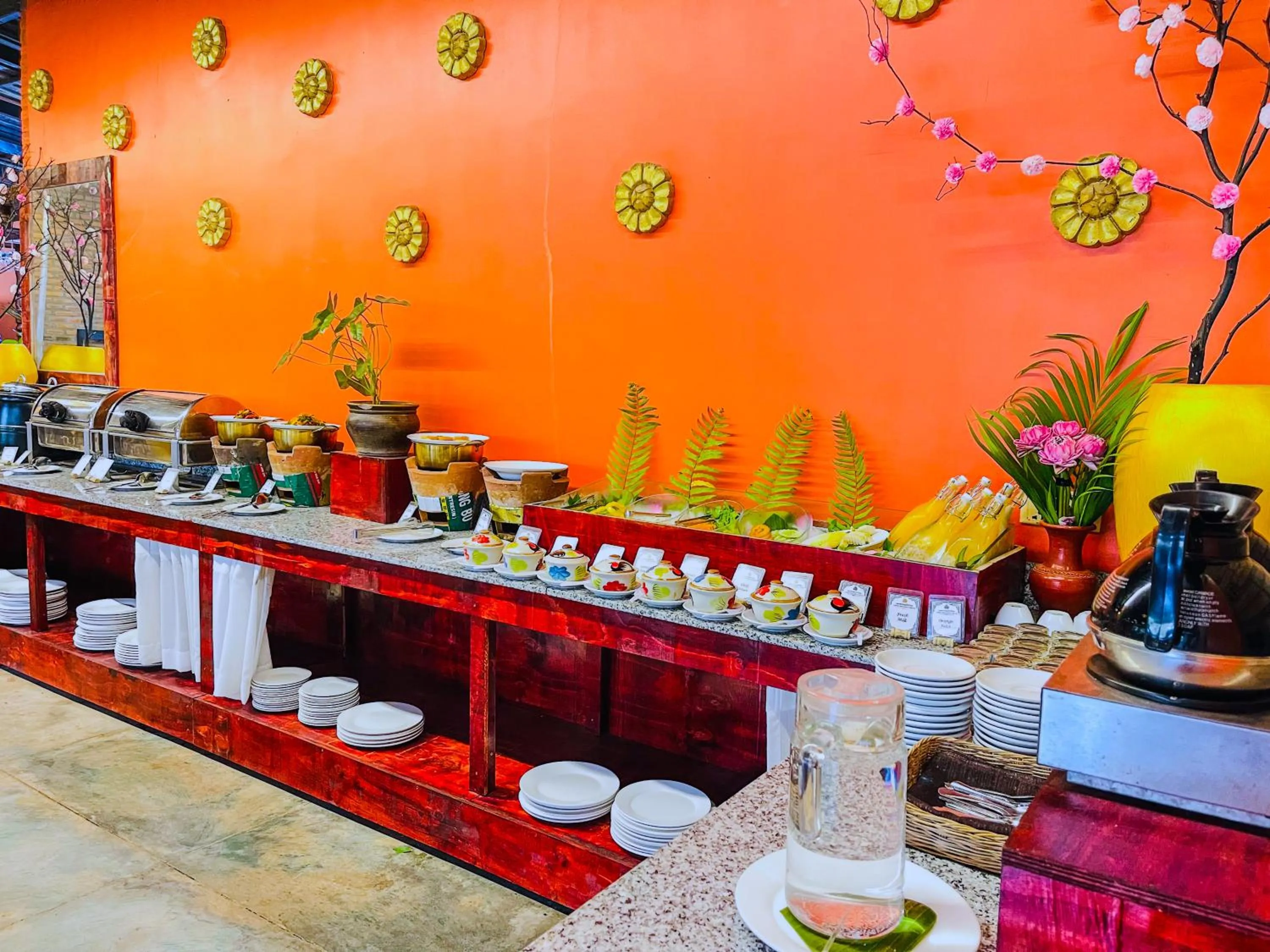 Buffet breakfast in Central Indochine d'Angkor Hotel