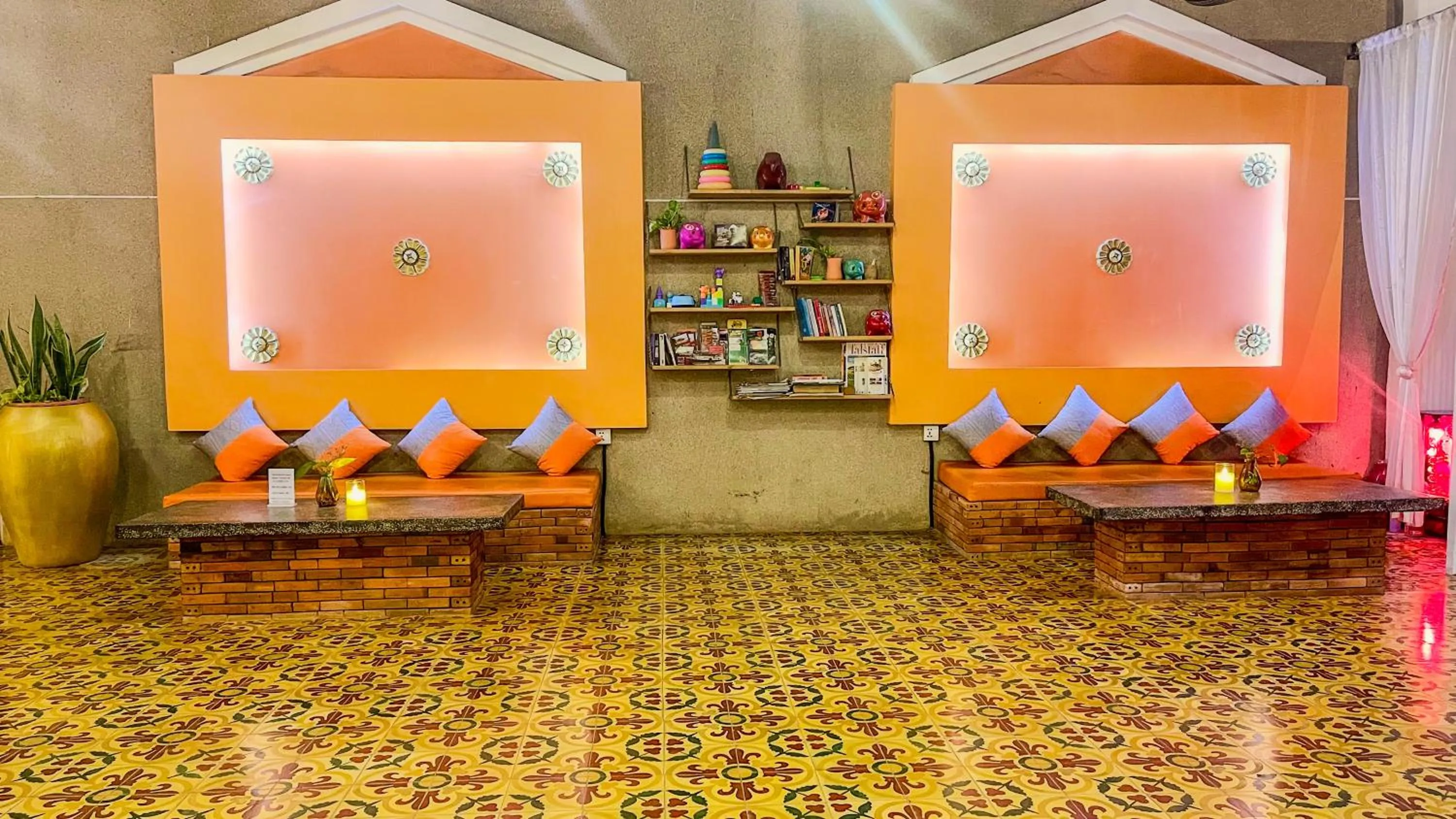 Lobby or reception in Central Indochine d'Angkor Hotel