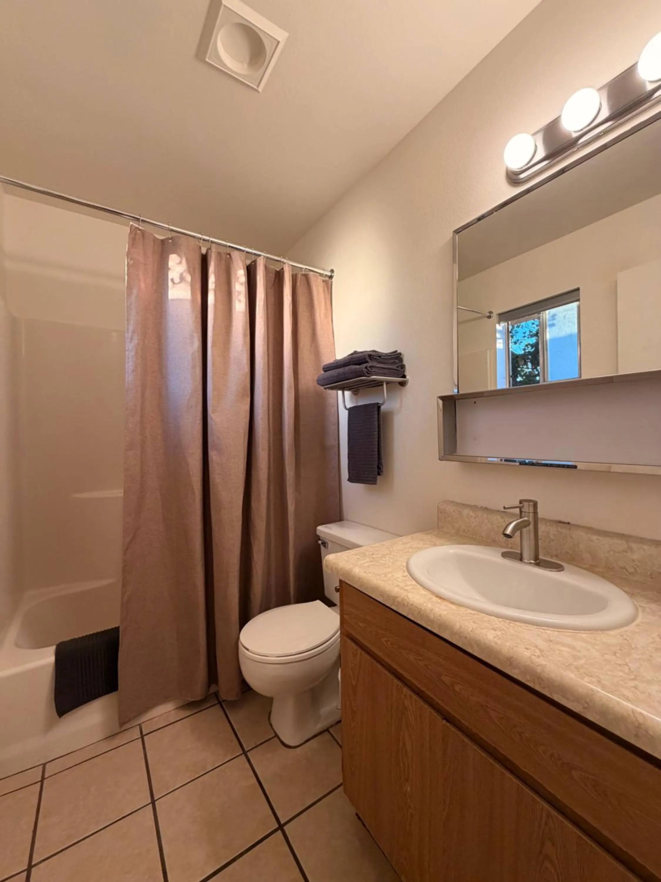 Desert Rose Motel
