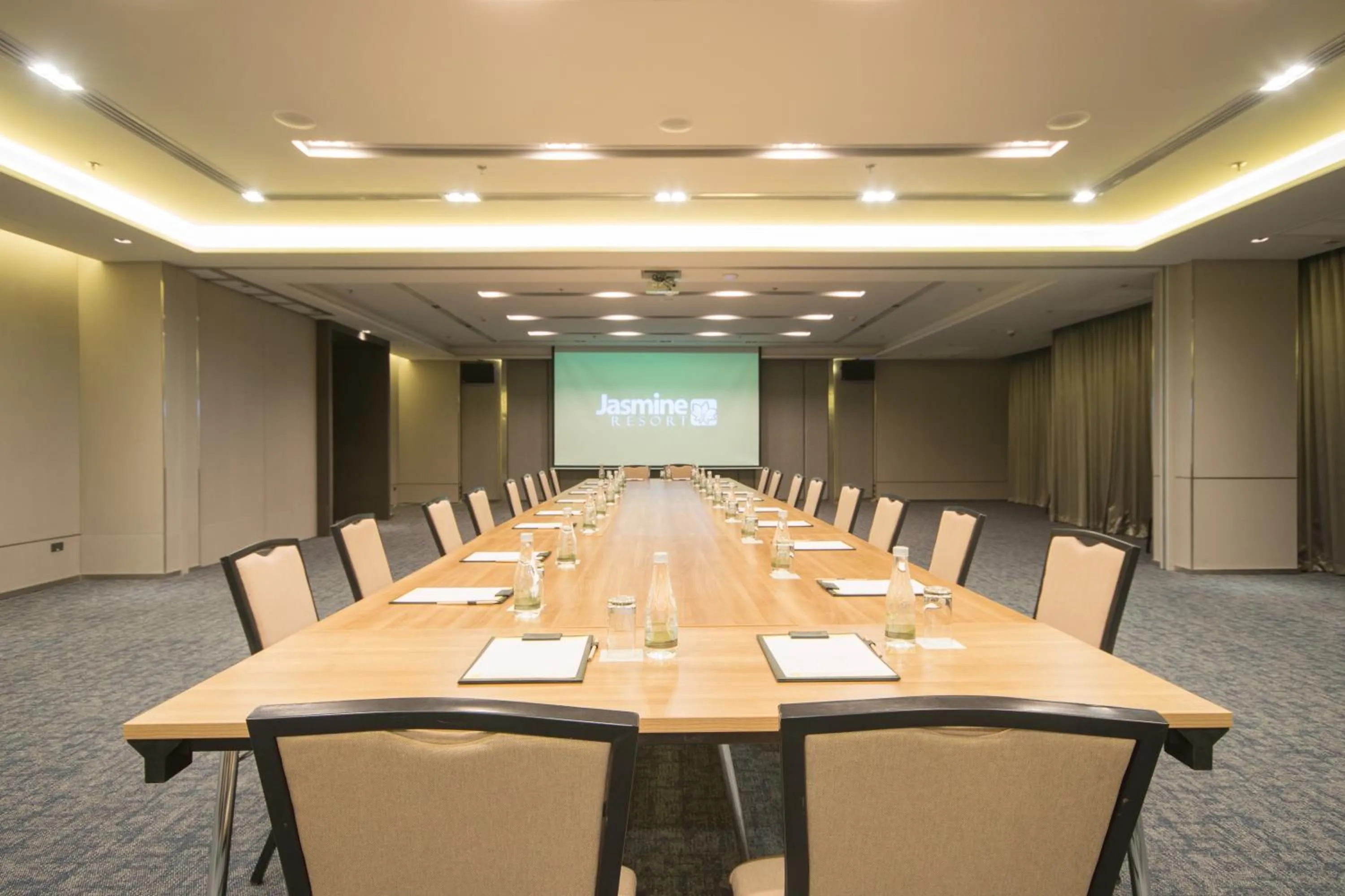 Meeting/conference room in Jasmine Resort Sriracha