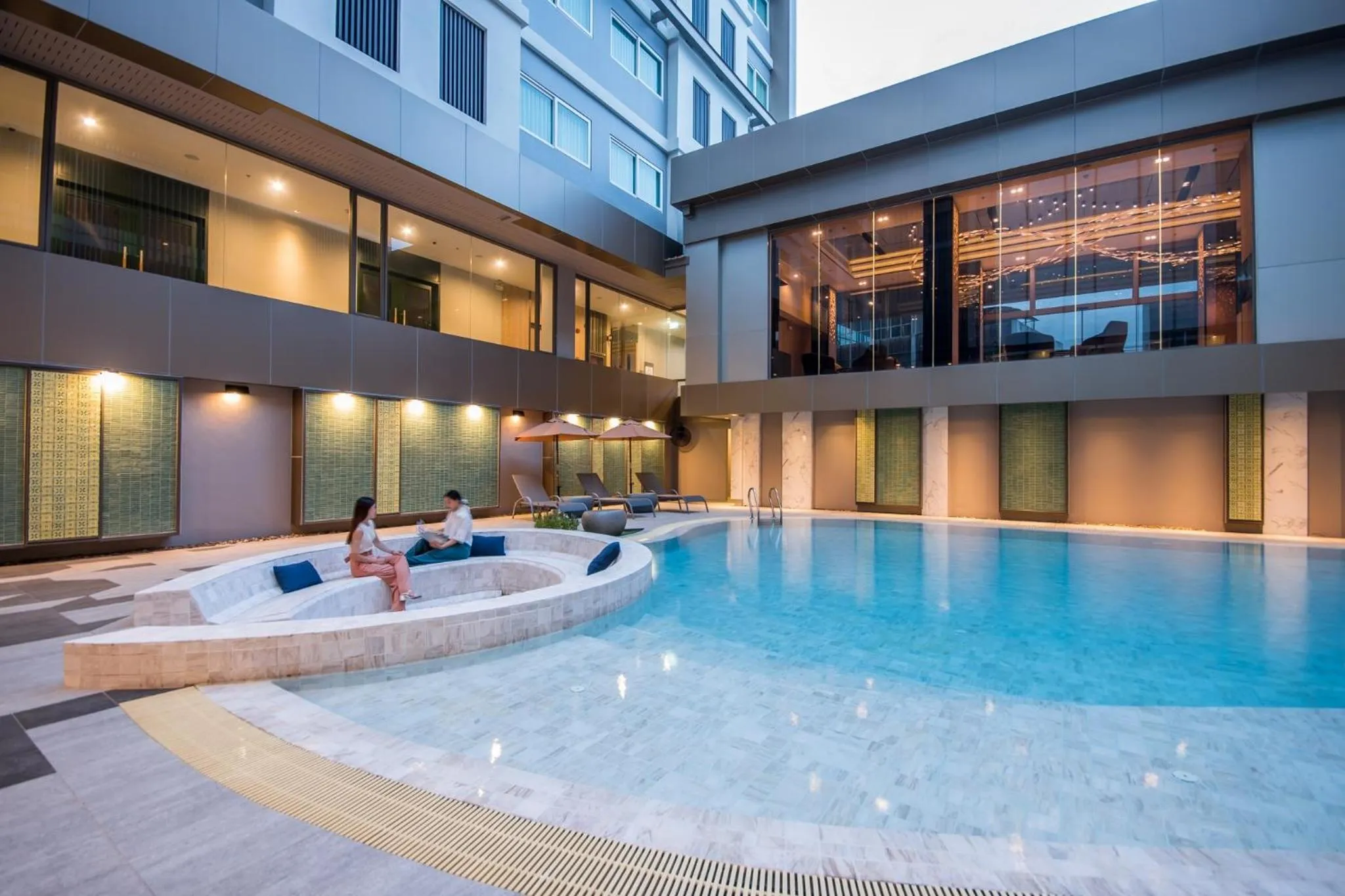 Pool view in Jasmine Resort Sriracha