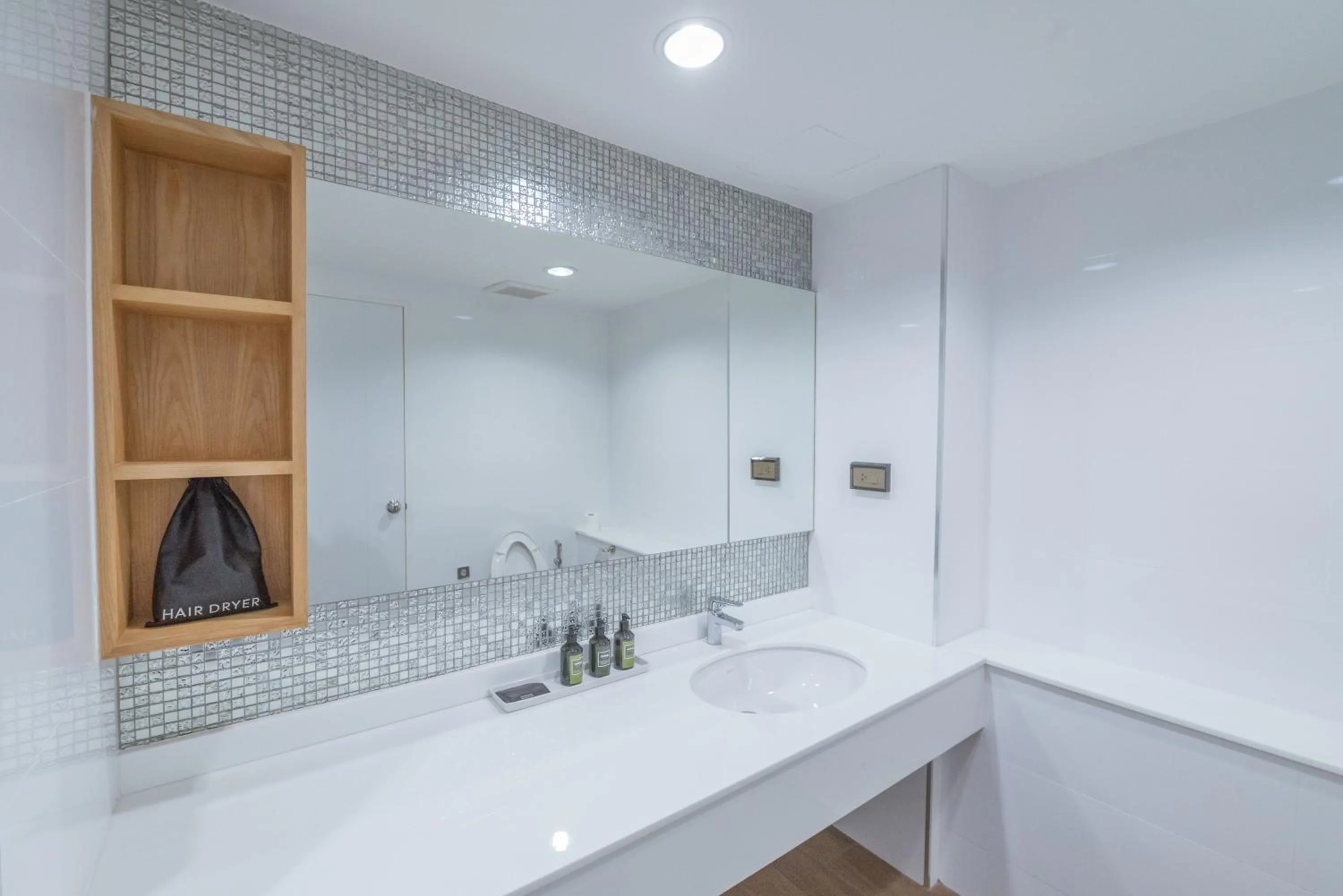 Bathroom in Jasmine Resort Sriracha