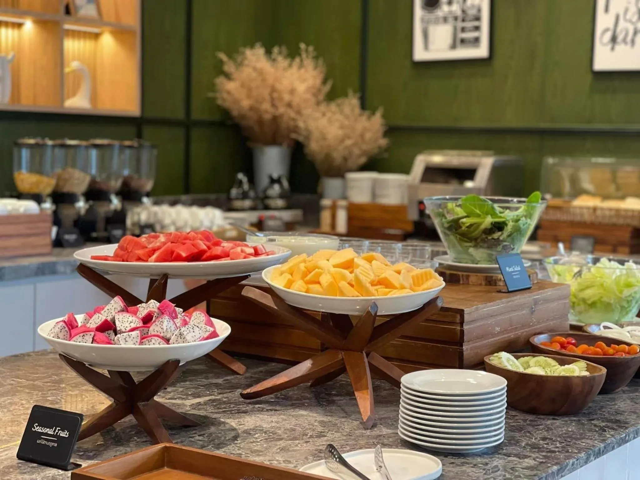 Food in Jasmine Resort Sriracha