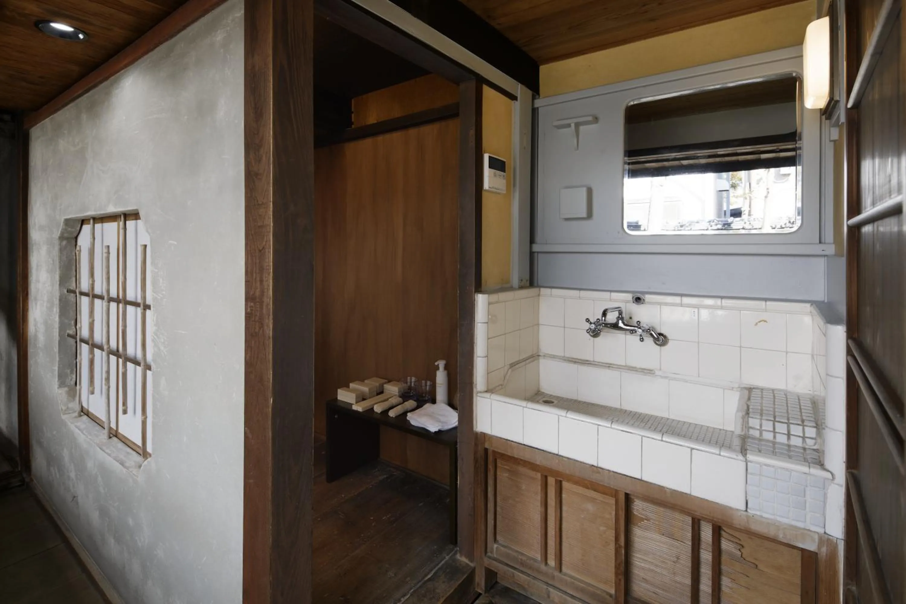 Photo of the whole room in NIPPONIA Sasayama Castle Town Hotel