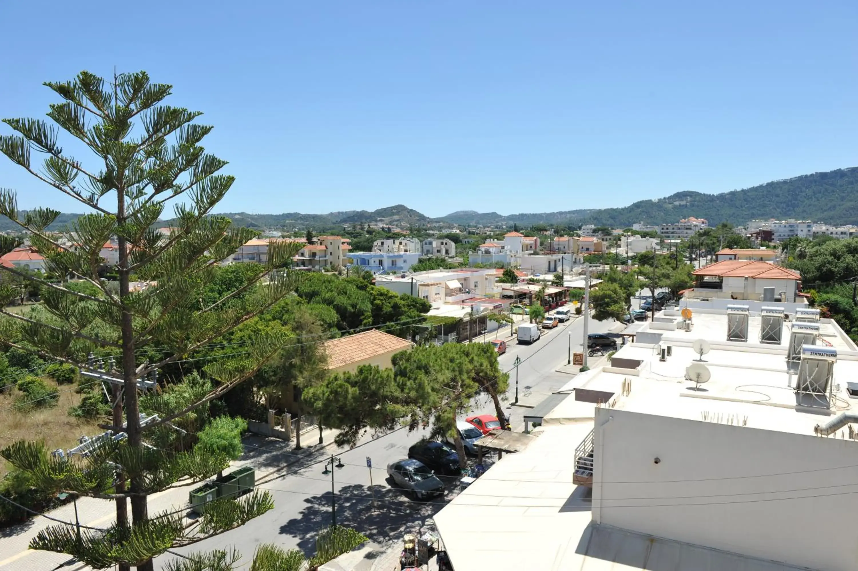 Mountain view in Heleni Beach Hotel Mountain view in Heleni Beach Hotel