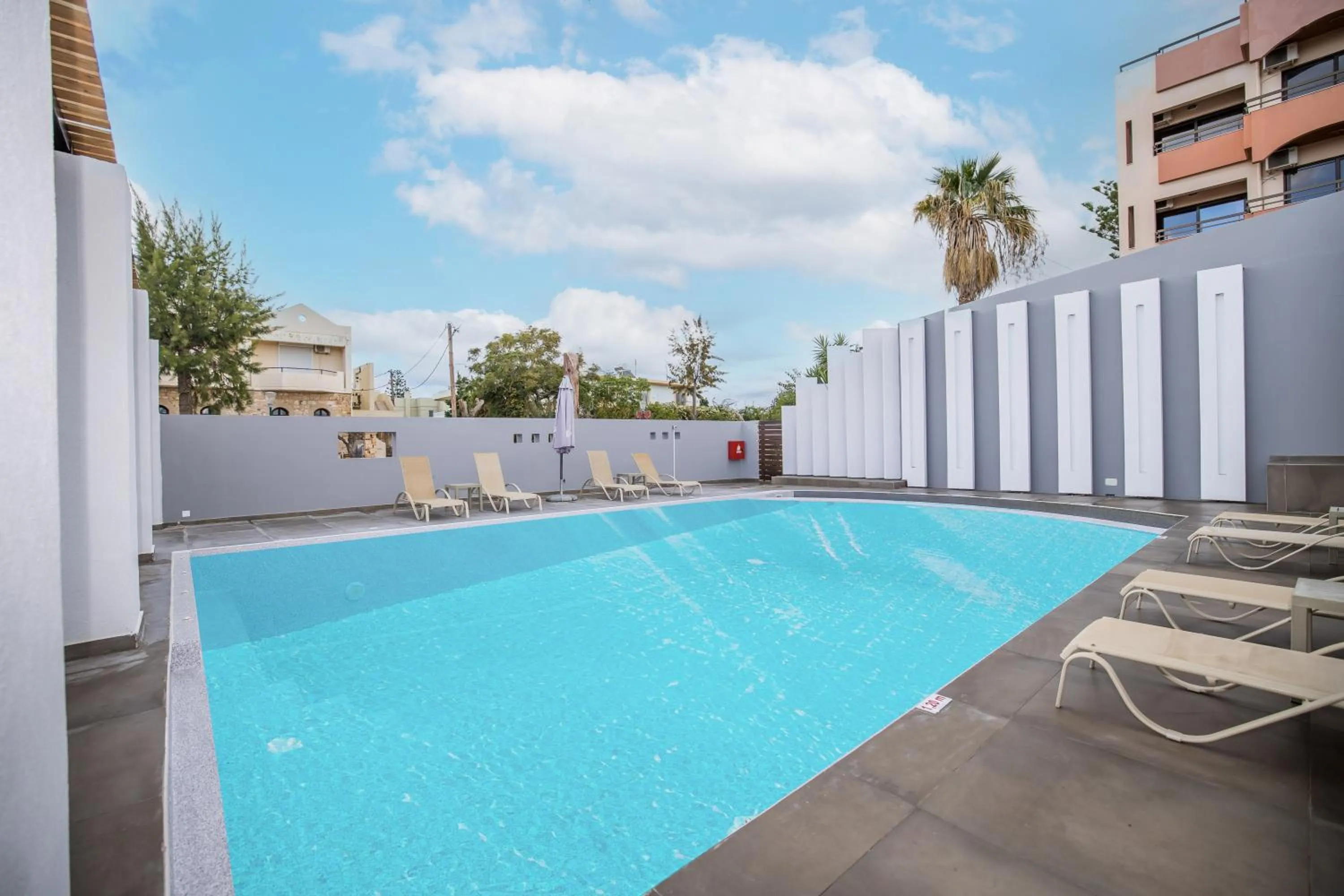 Swimming pool in Heleni Beach Hotel