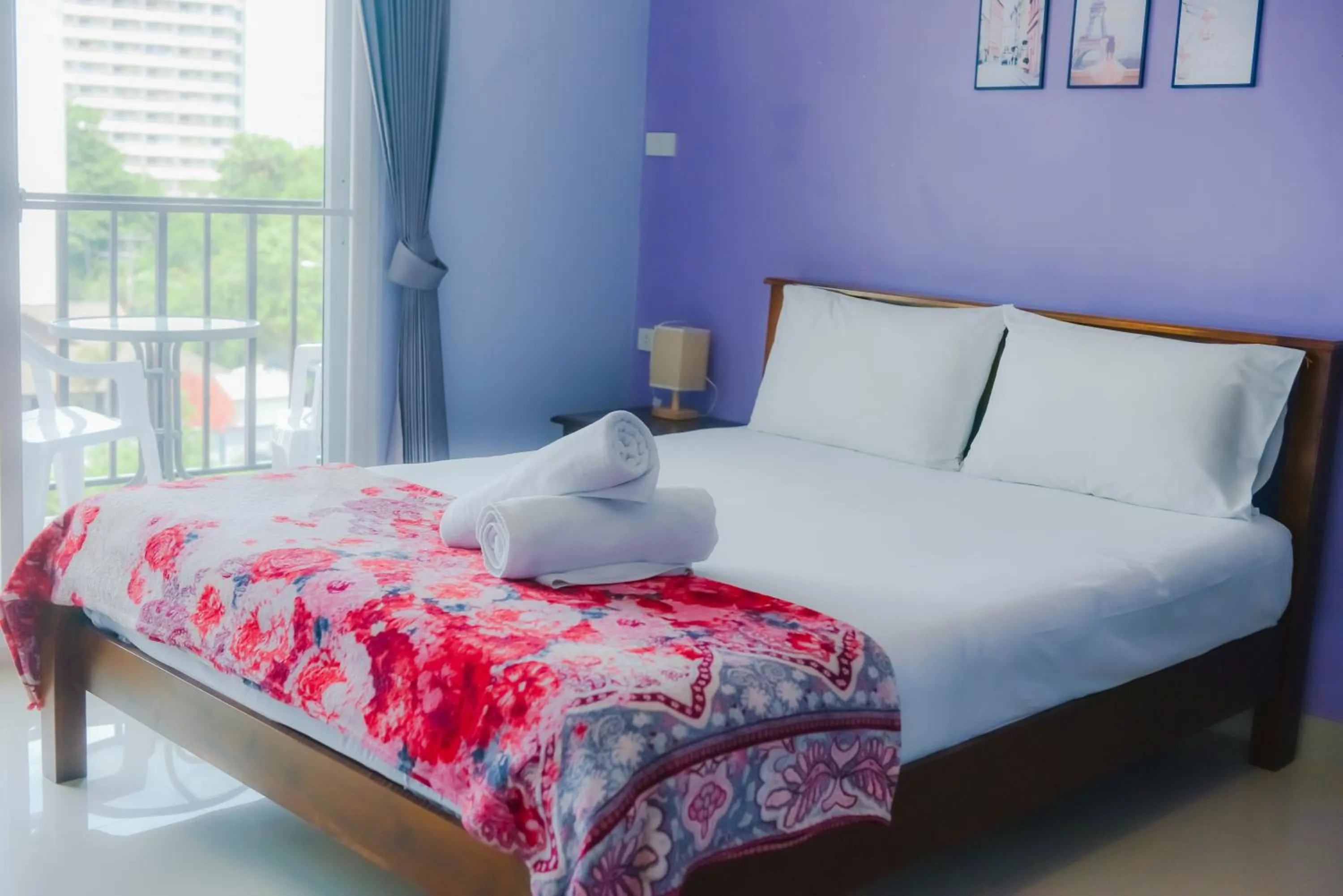 Bed in Patumnak Beach Guesthouse