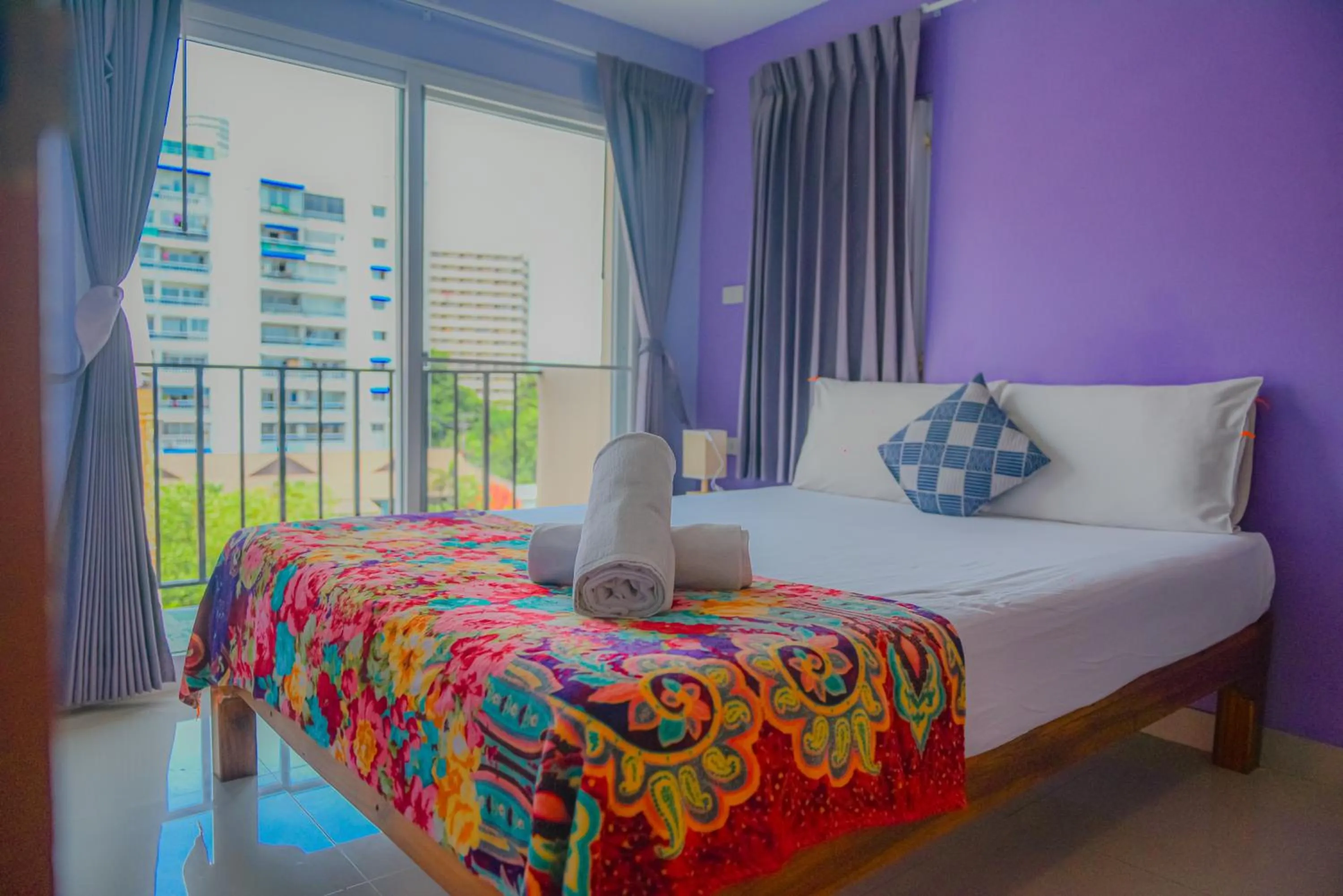 Bed in Patumnak Beach Guesthouse