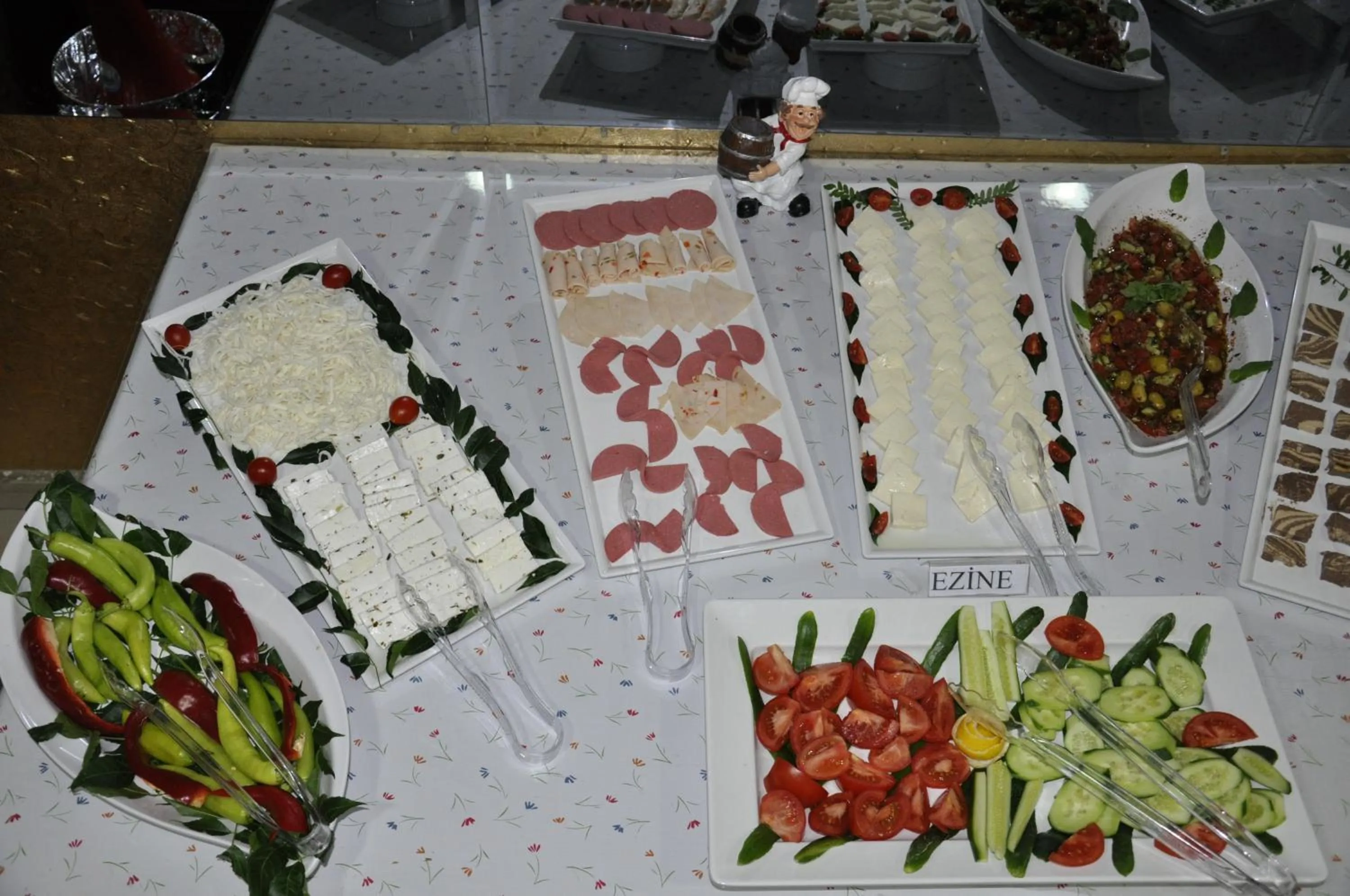 Food in Kivrak Hotel