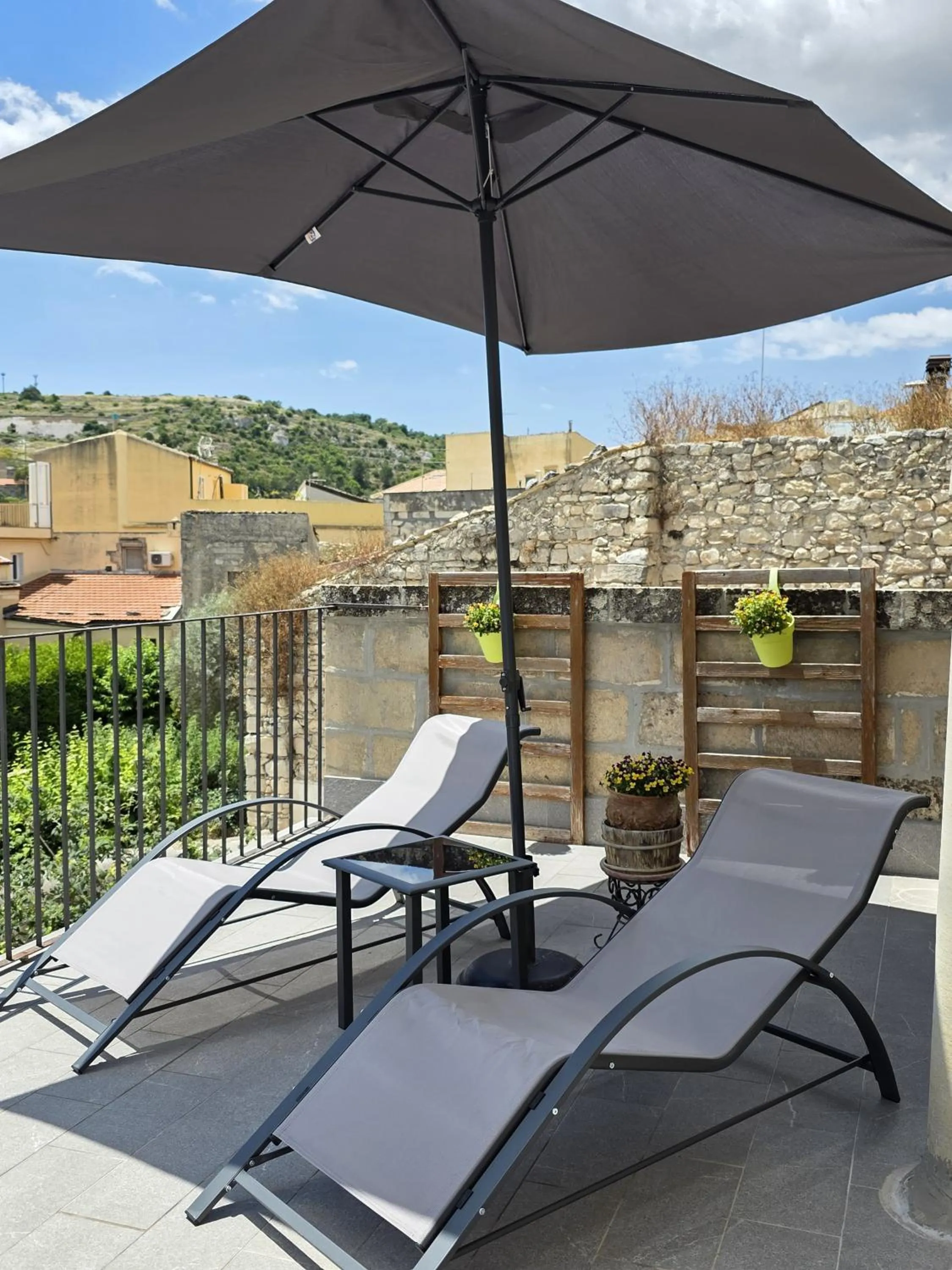 Balcony/Terrace in Residenza Donnafugata B&B