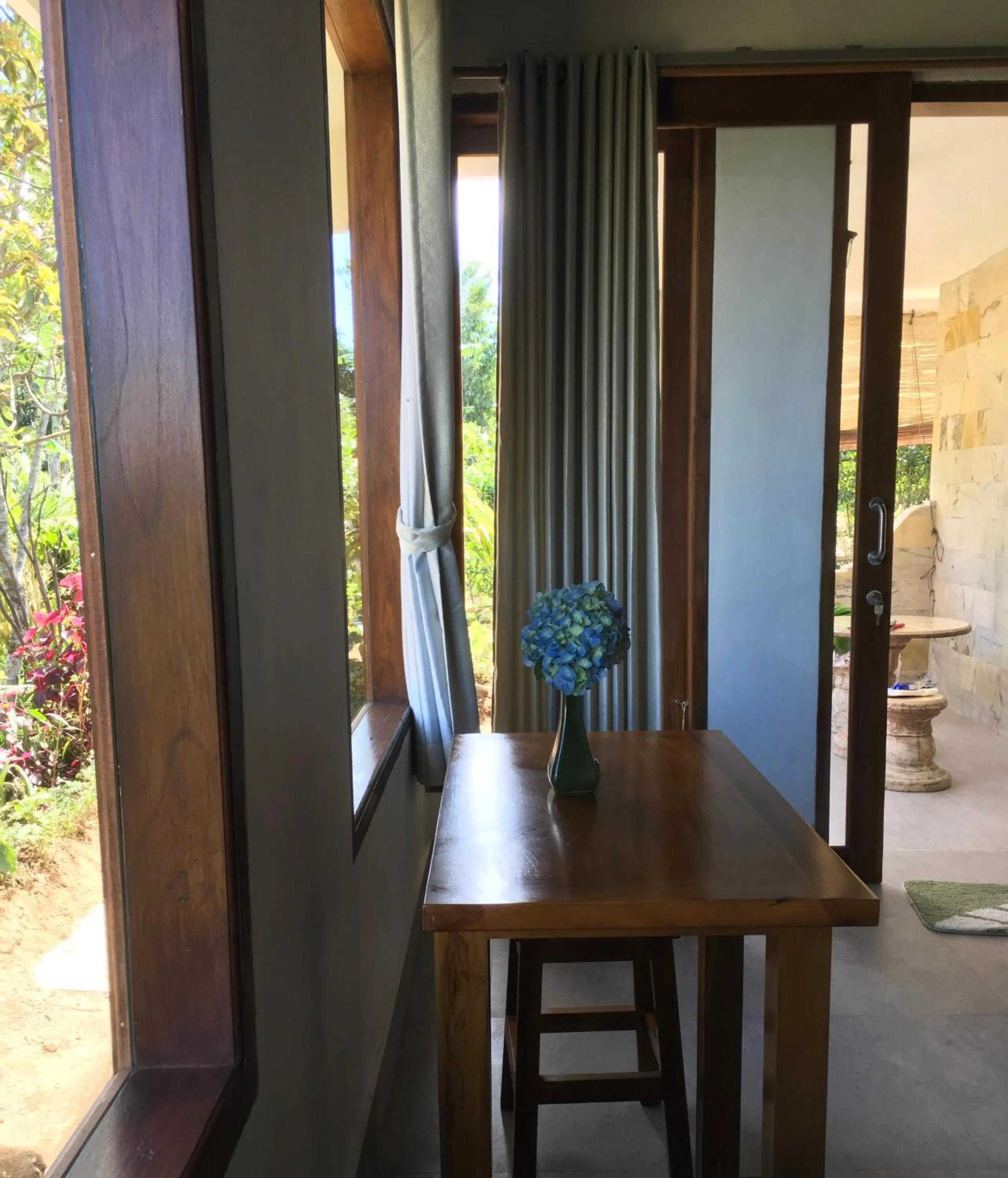 Dining area in Terrasse du Lac Munduk