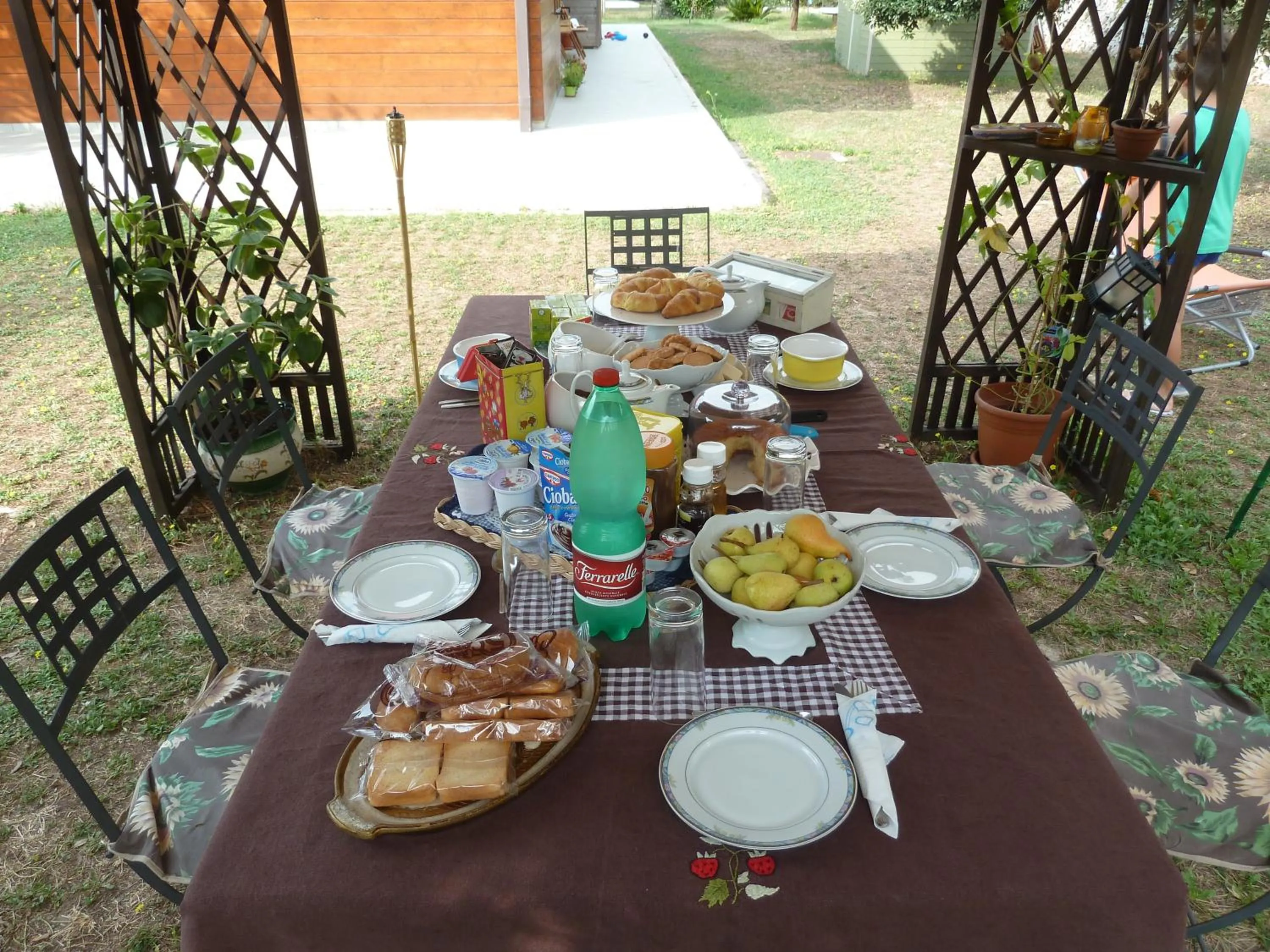 Italian breakfast in 'O Chalet