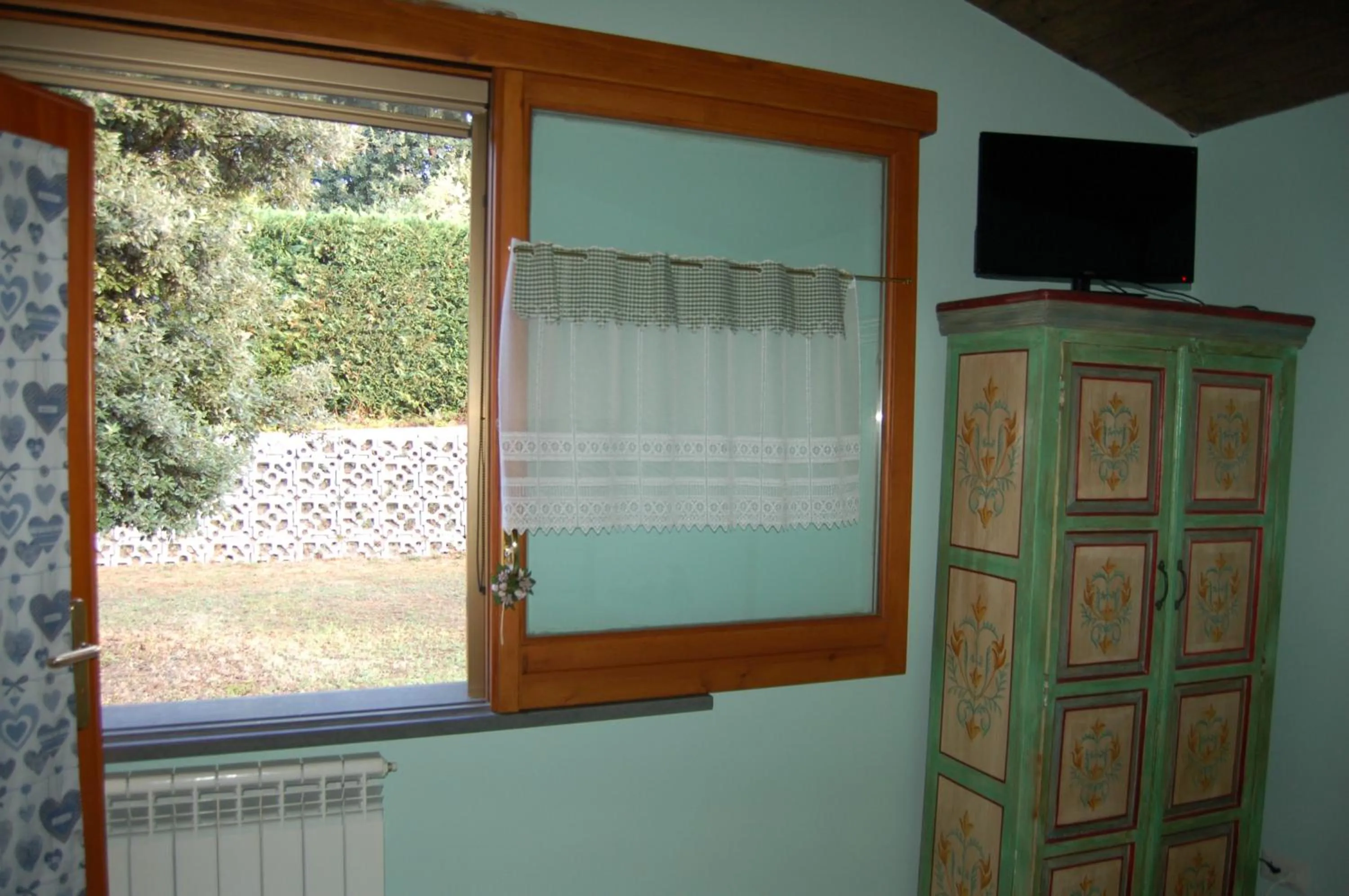 Photo of the whole room in 'O Chalet