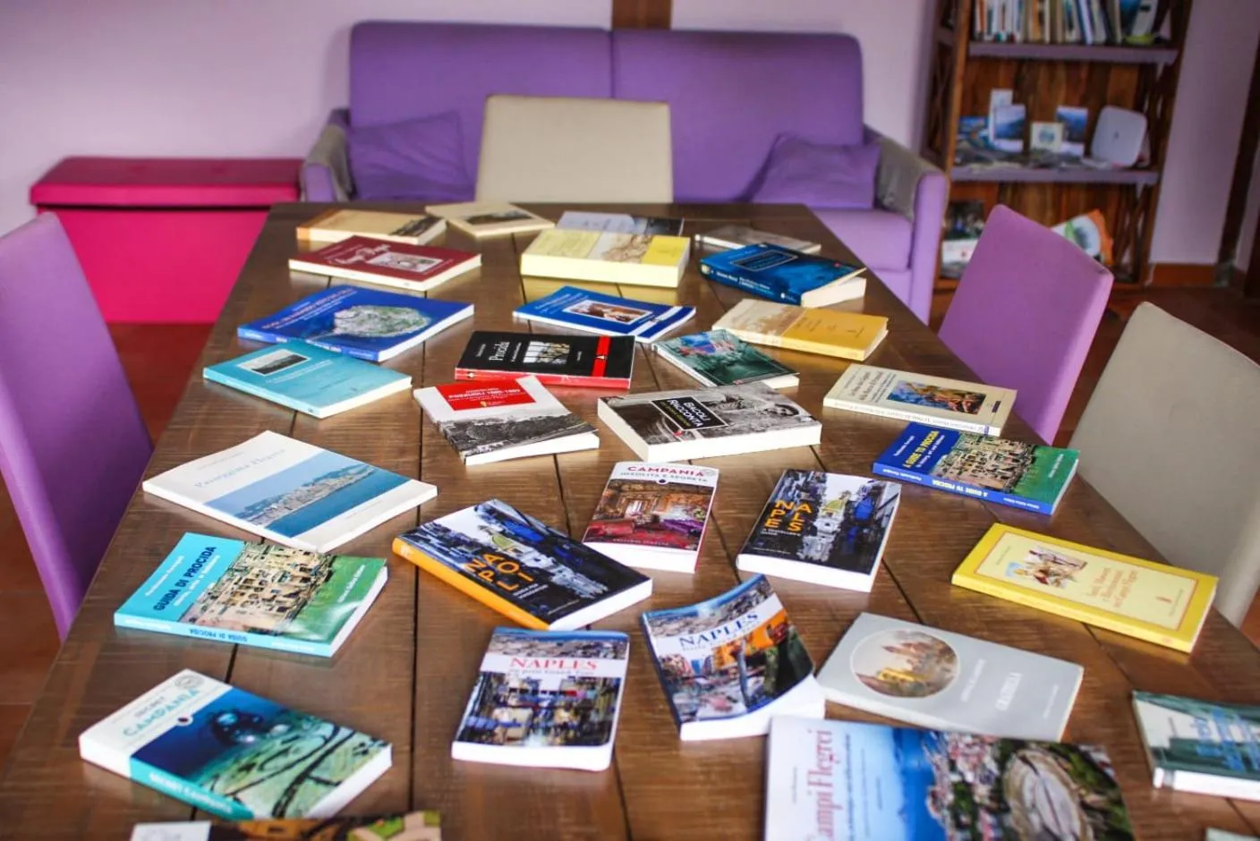 Seating area in 'O Chalet