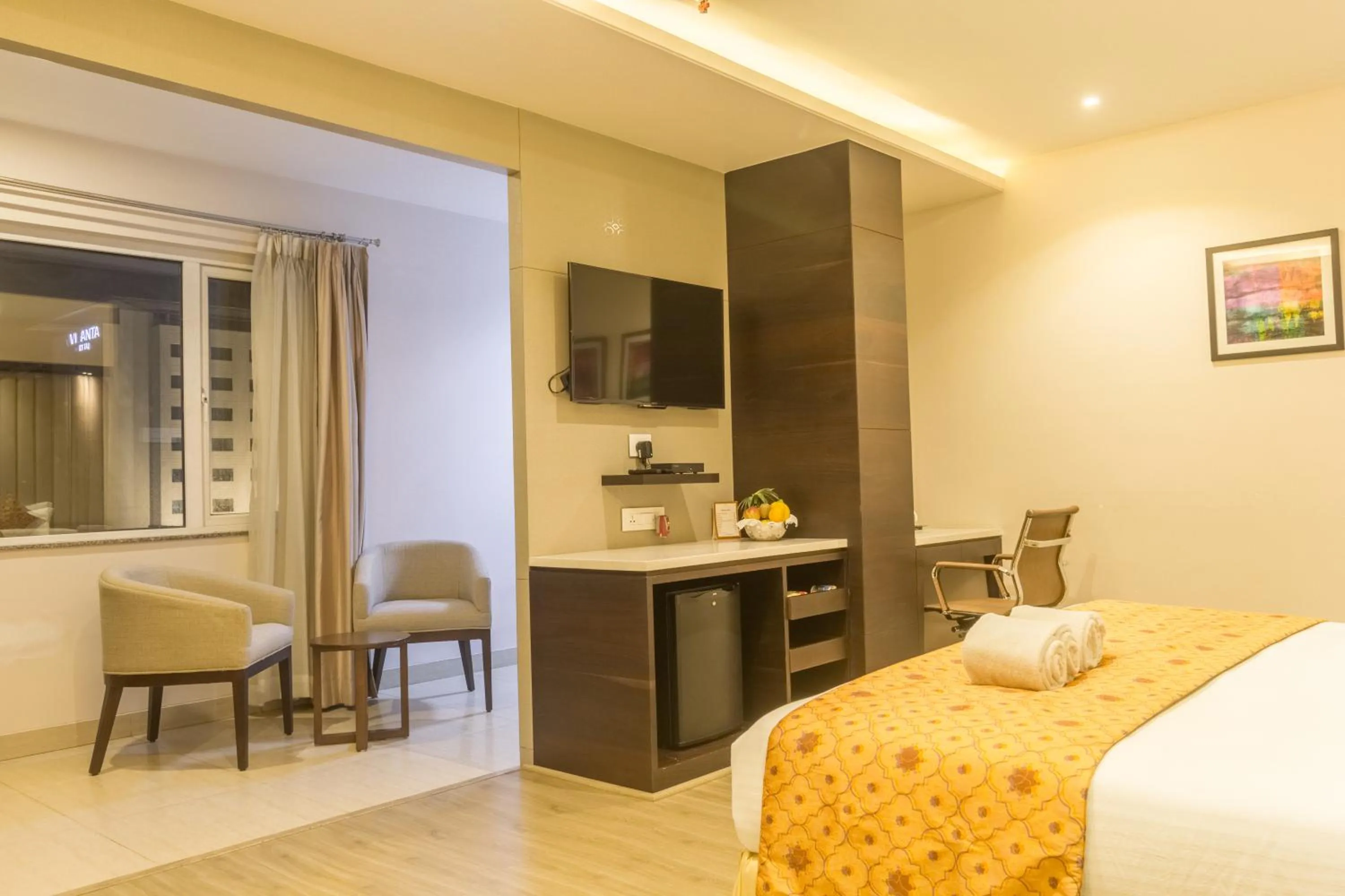 Shower, Bed in Hotel Palacio