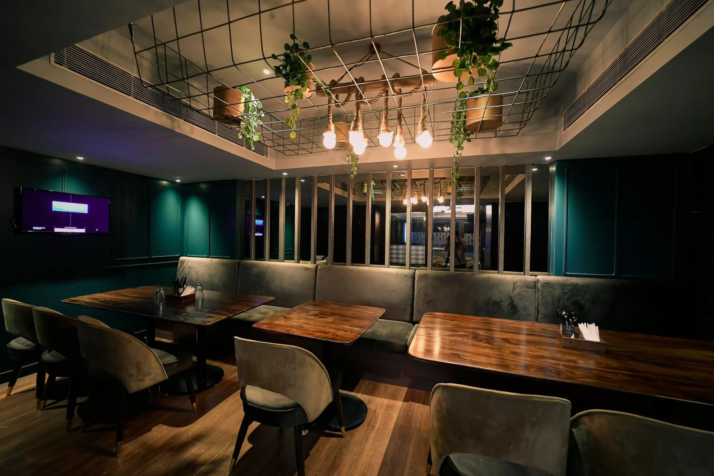 Restaurant/places to eat in Hotel Palacio