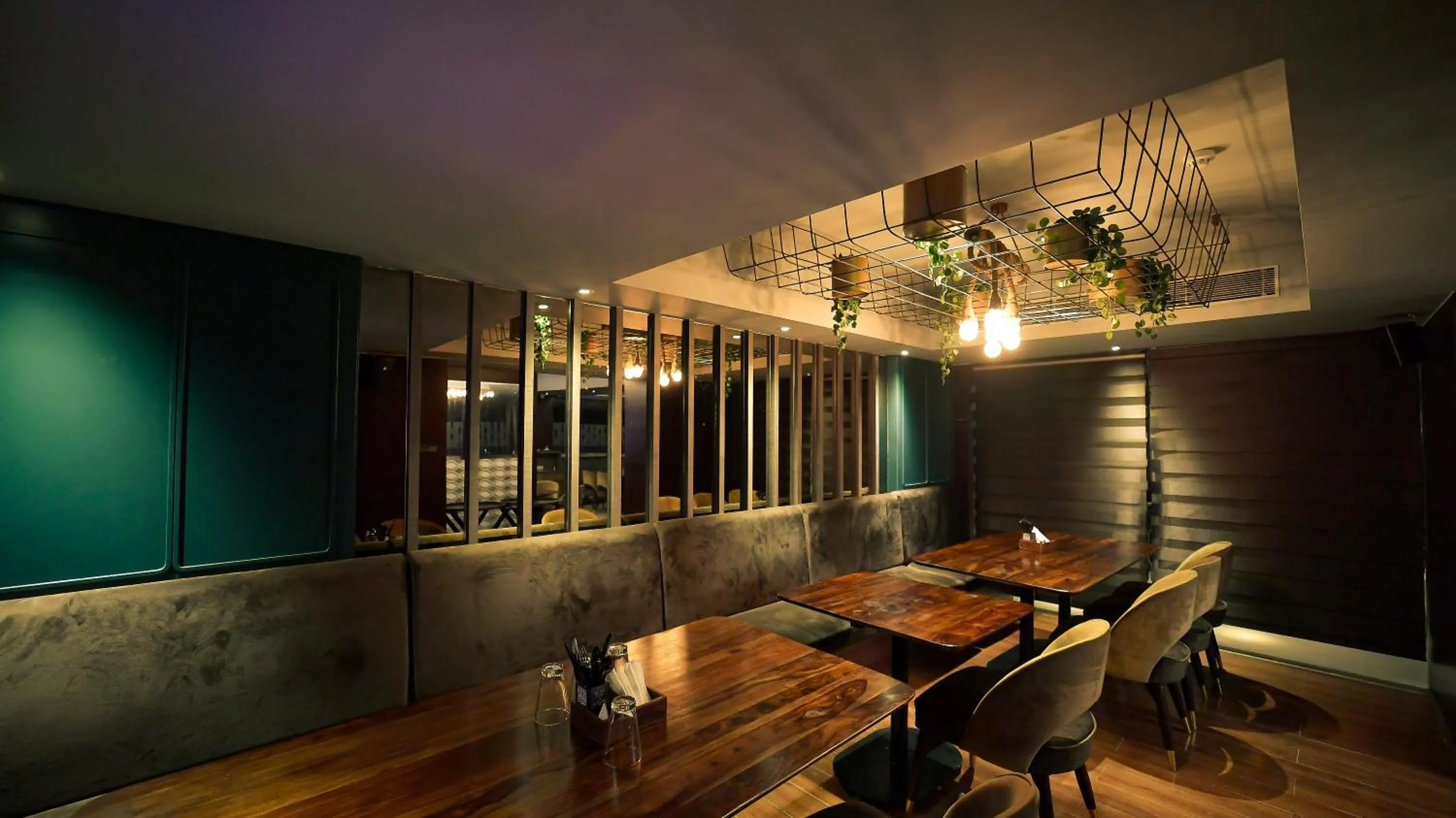 Restaurant/places to eat in Hotel Palacio