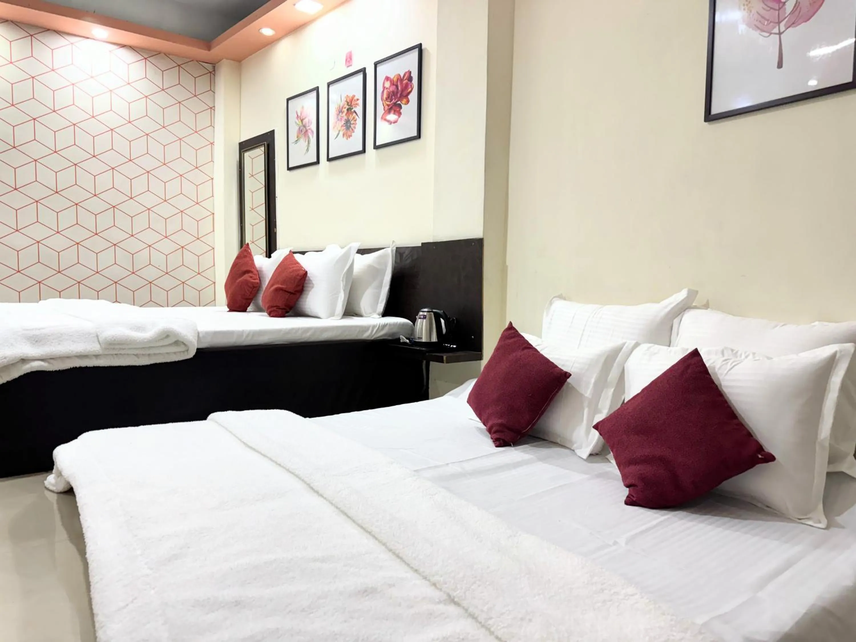 Bedroom, Bed in Backpacker's Nest