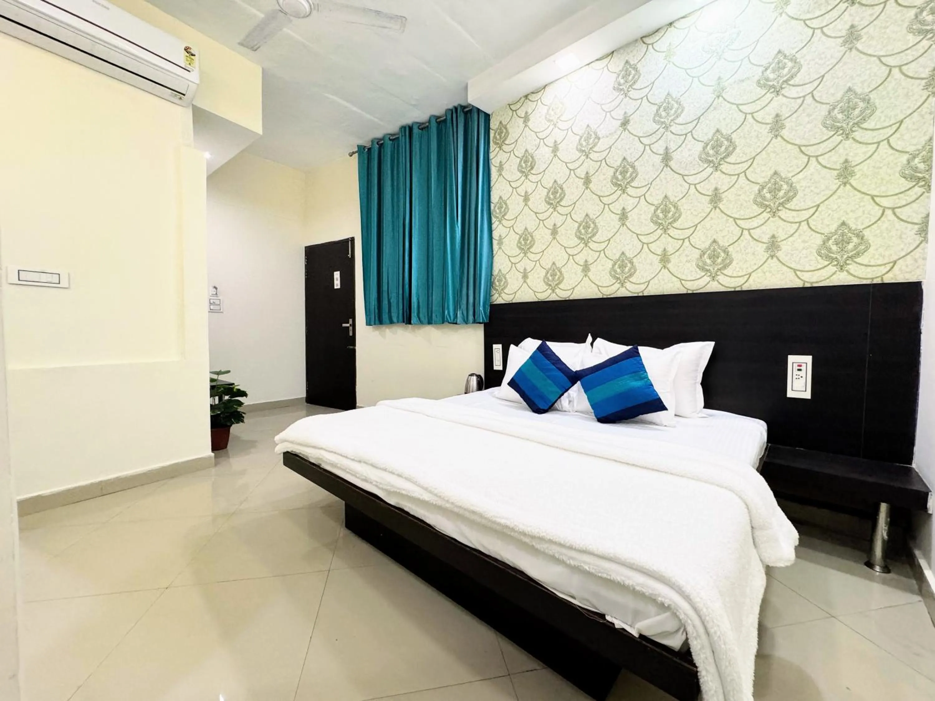 Bed in Backpacker's Nest