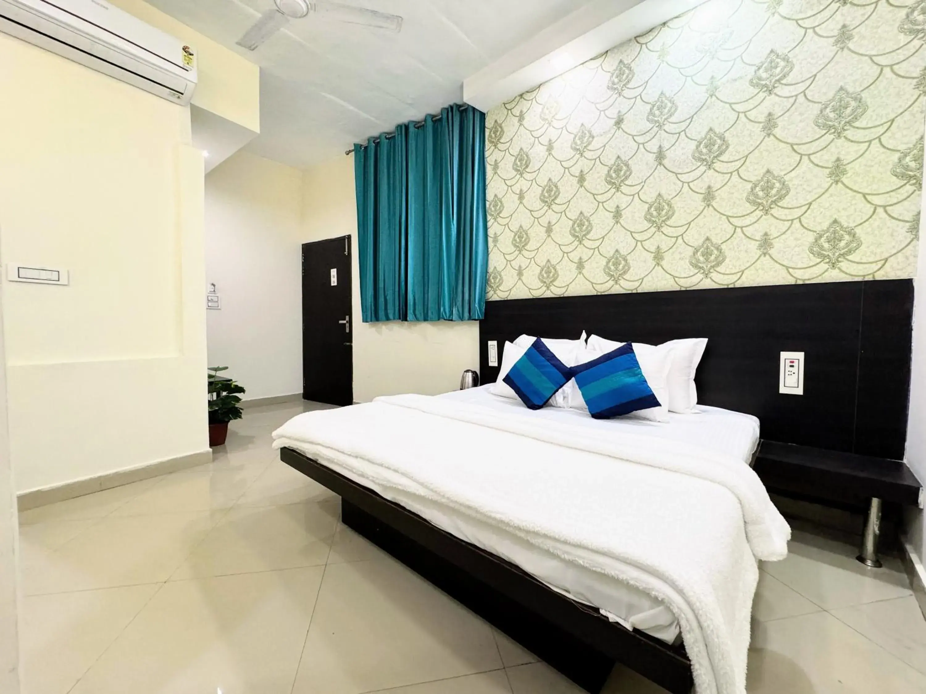 Bed in Backpacker's Nest Bed in Backpacker's Nest