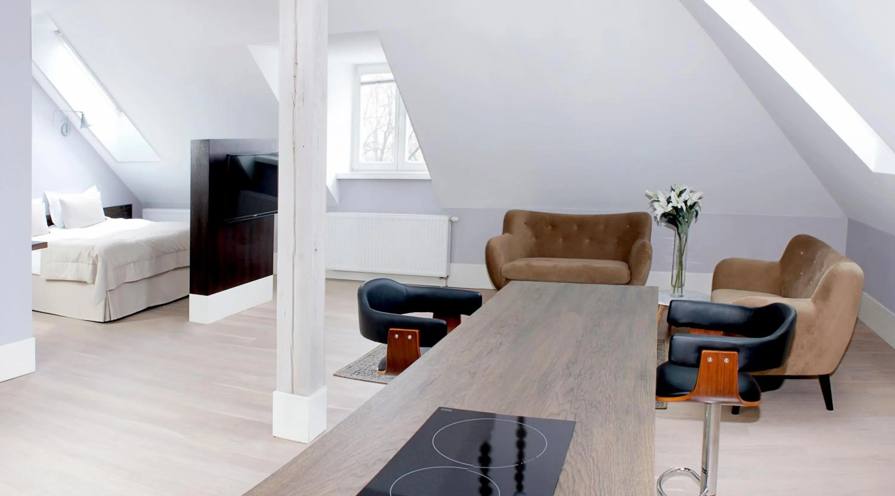 Photo of the whole room in Hotel Nihil Novi