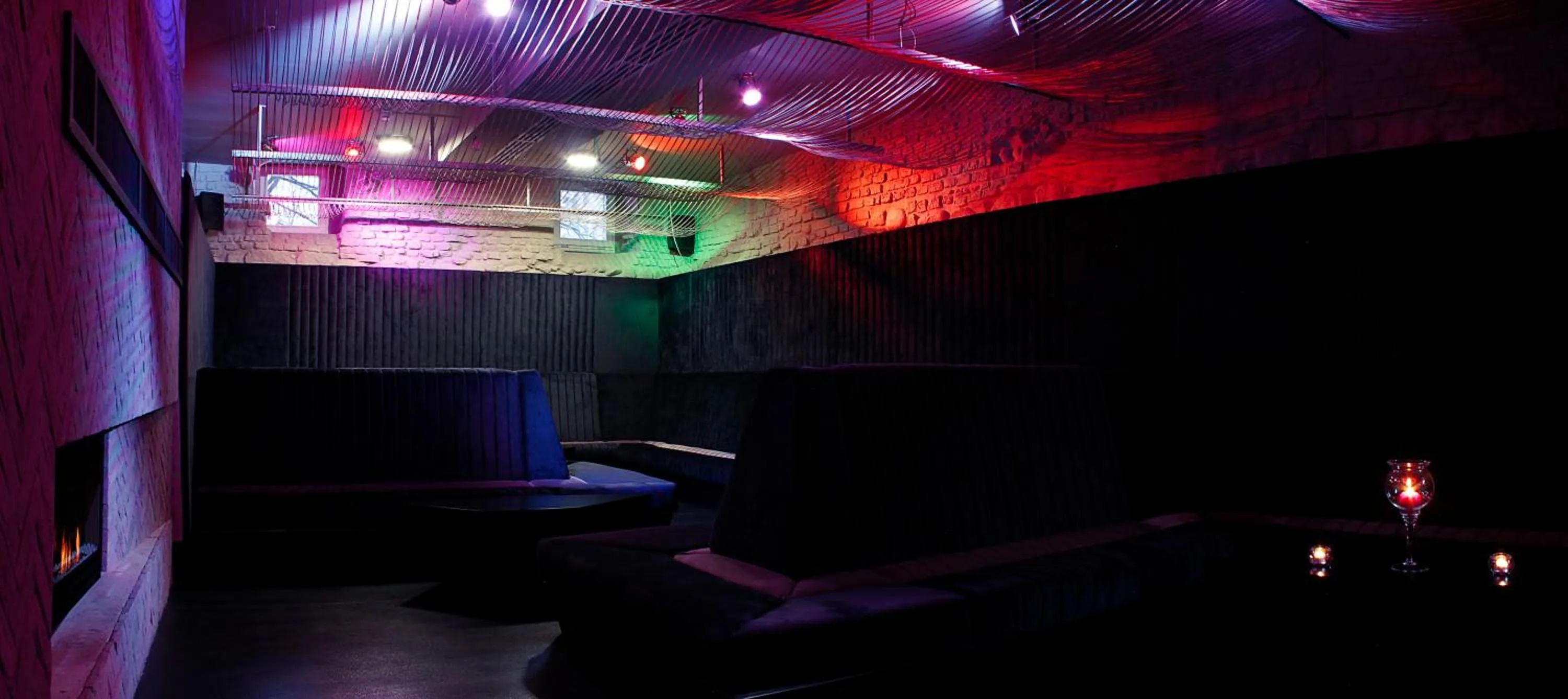 Evening entertainment in Hotel Nihil Novi