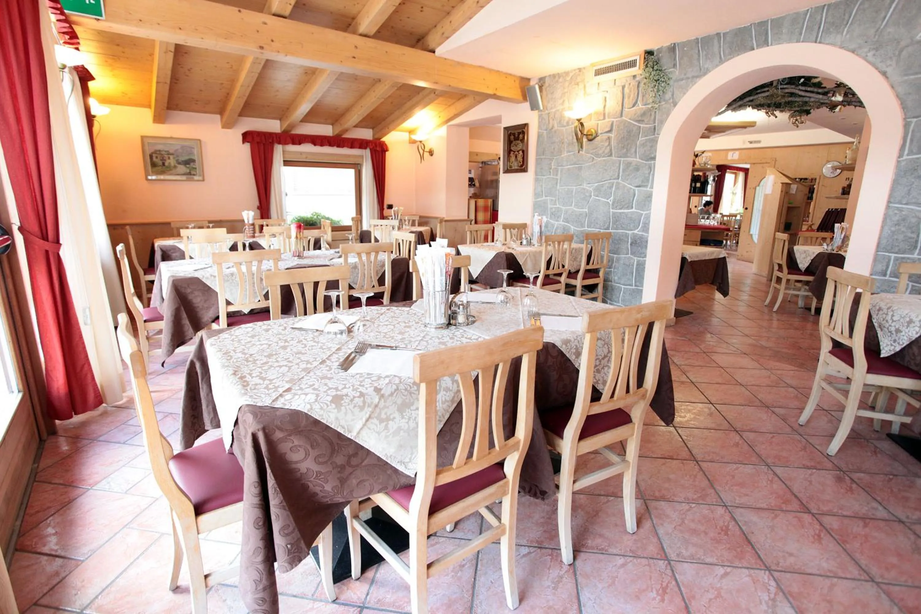 Restaurant/places to eat in Hotel Miramonti
