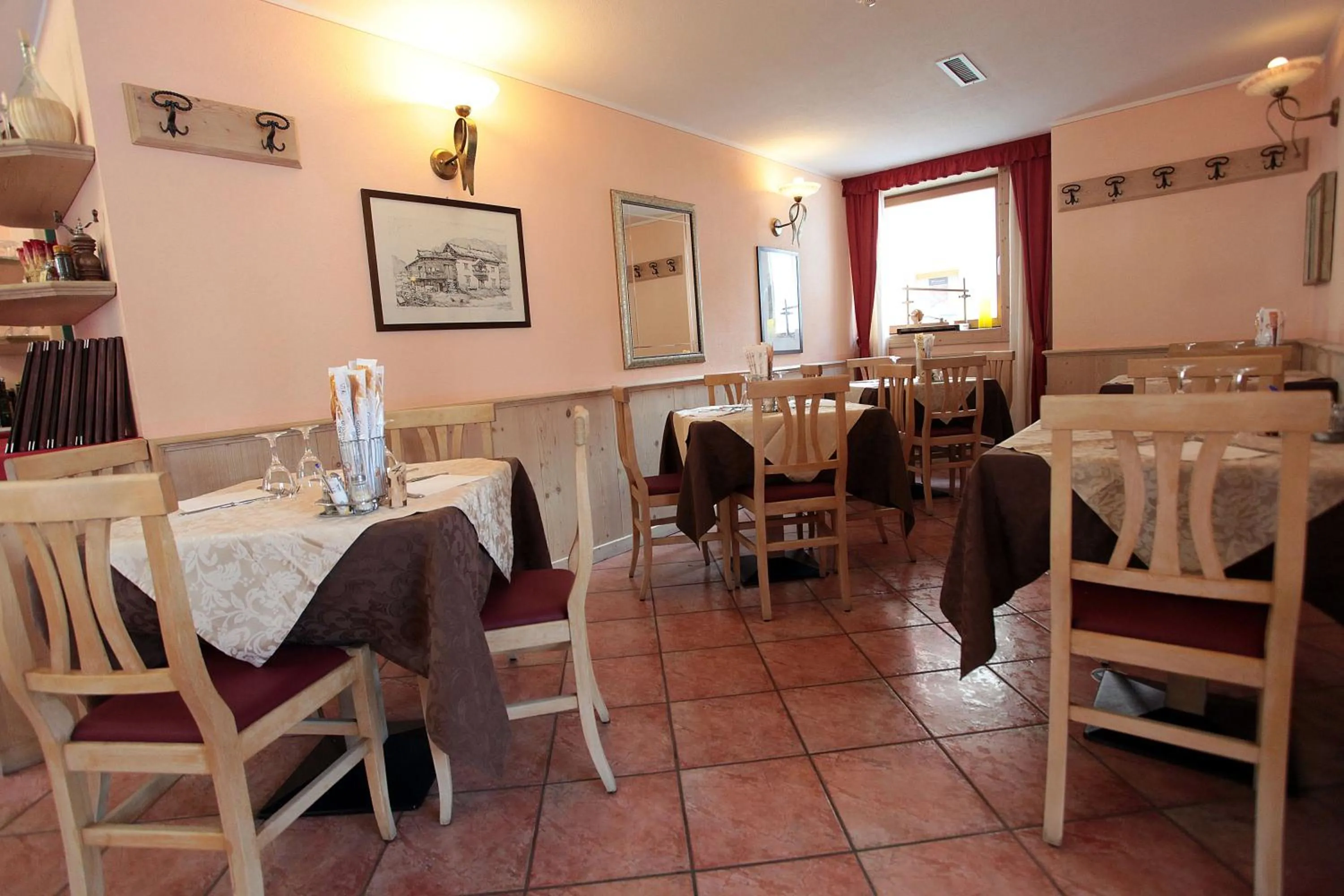 Restaurant/places to eat in Hotel Miramonti