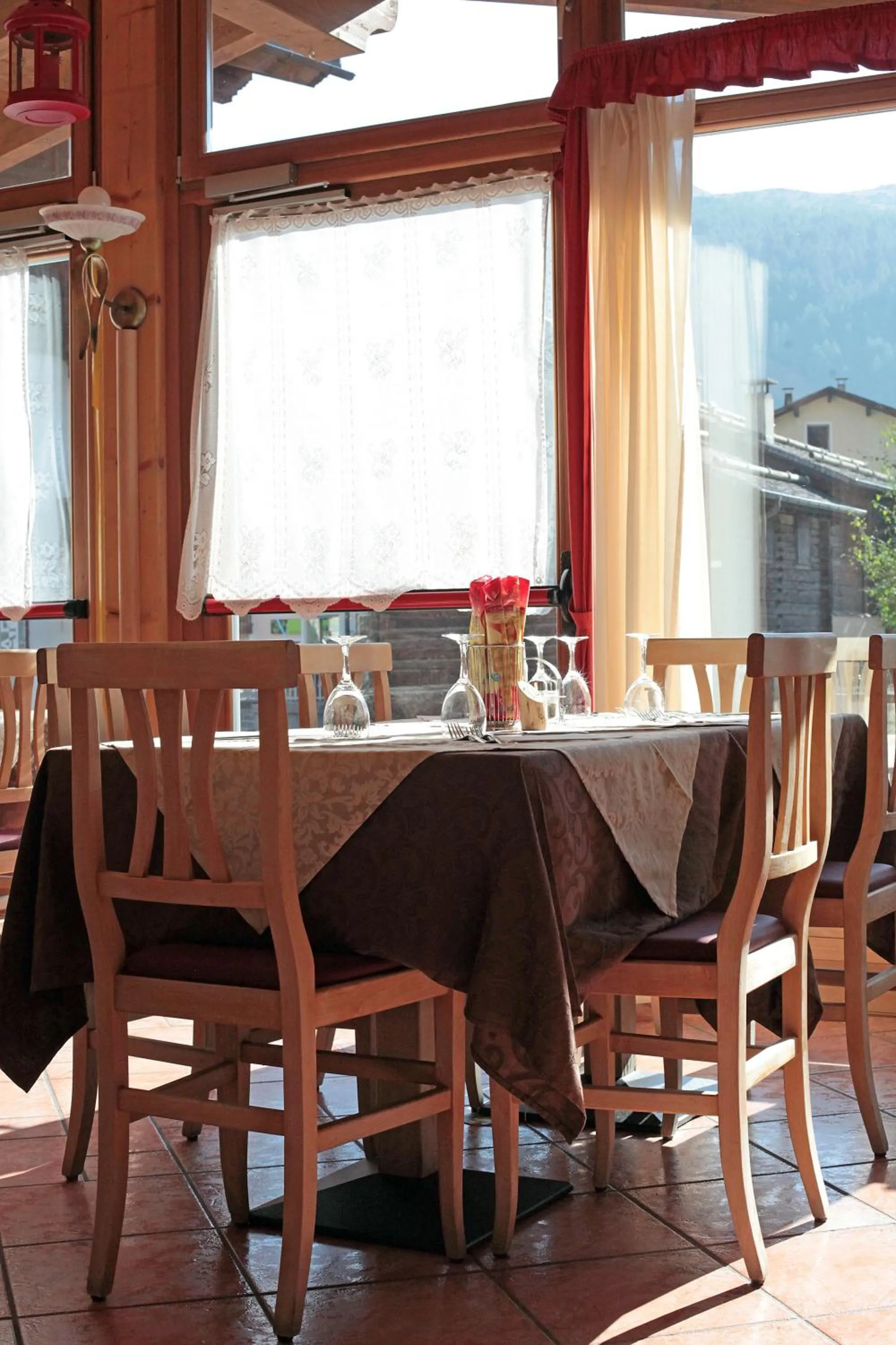Restaurant/places to eat in Hotel Miramonti