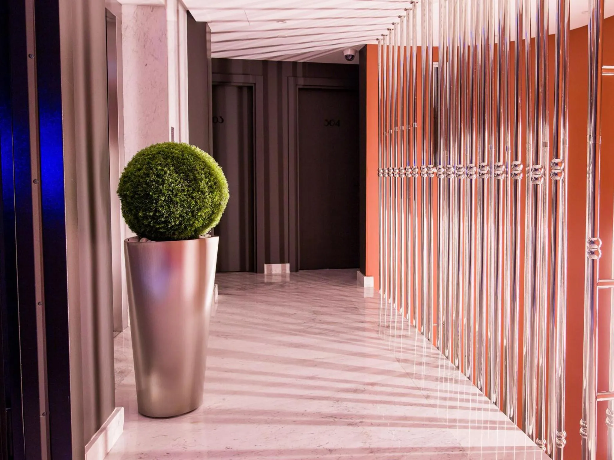 Area and facilities in Maroon Hotel Pera