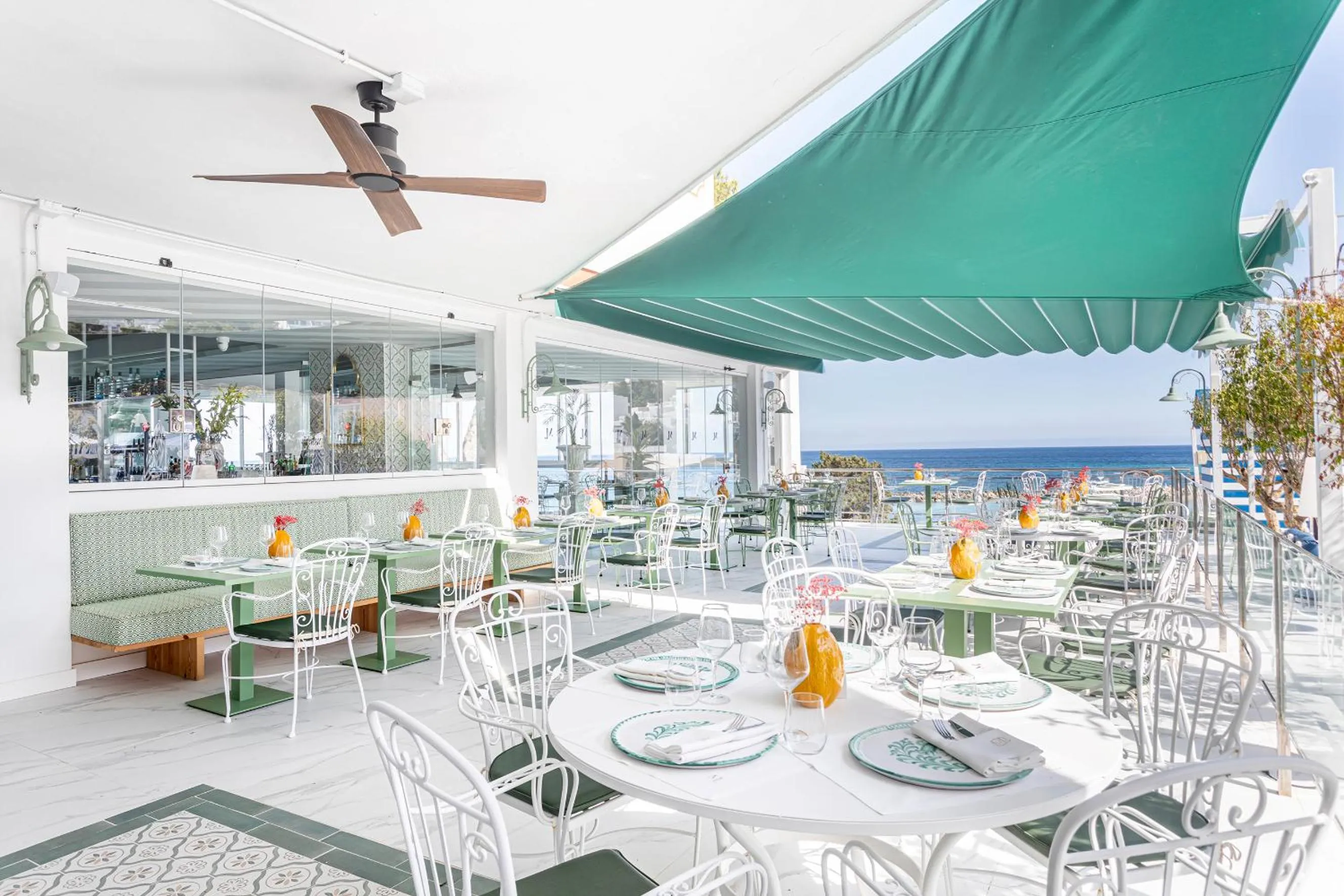 Restaurant/places to eat in Hotel Mongibello Ibiza