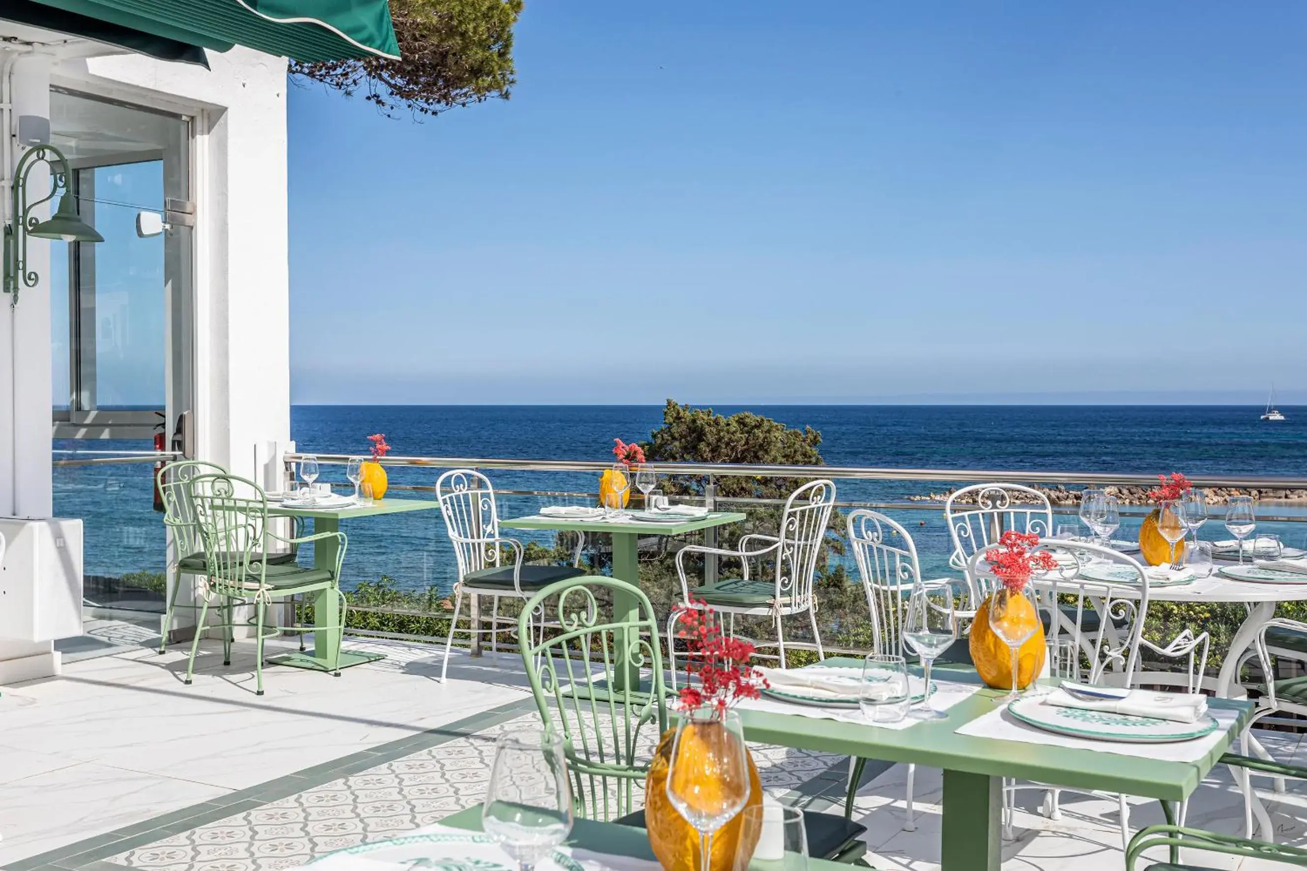 Restaurant/places to eat in Hotel Mongibello Ibiza Restaurant/places to eat in Hotel Mongibello Ibiza