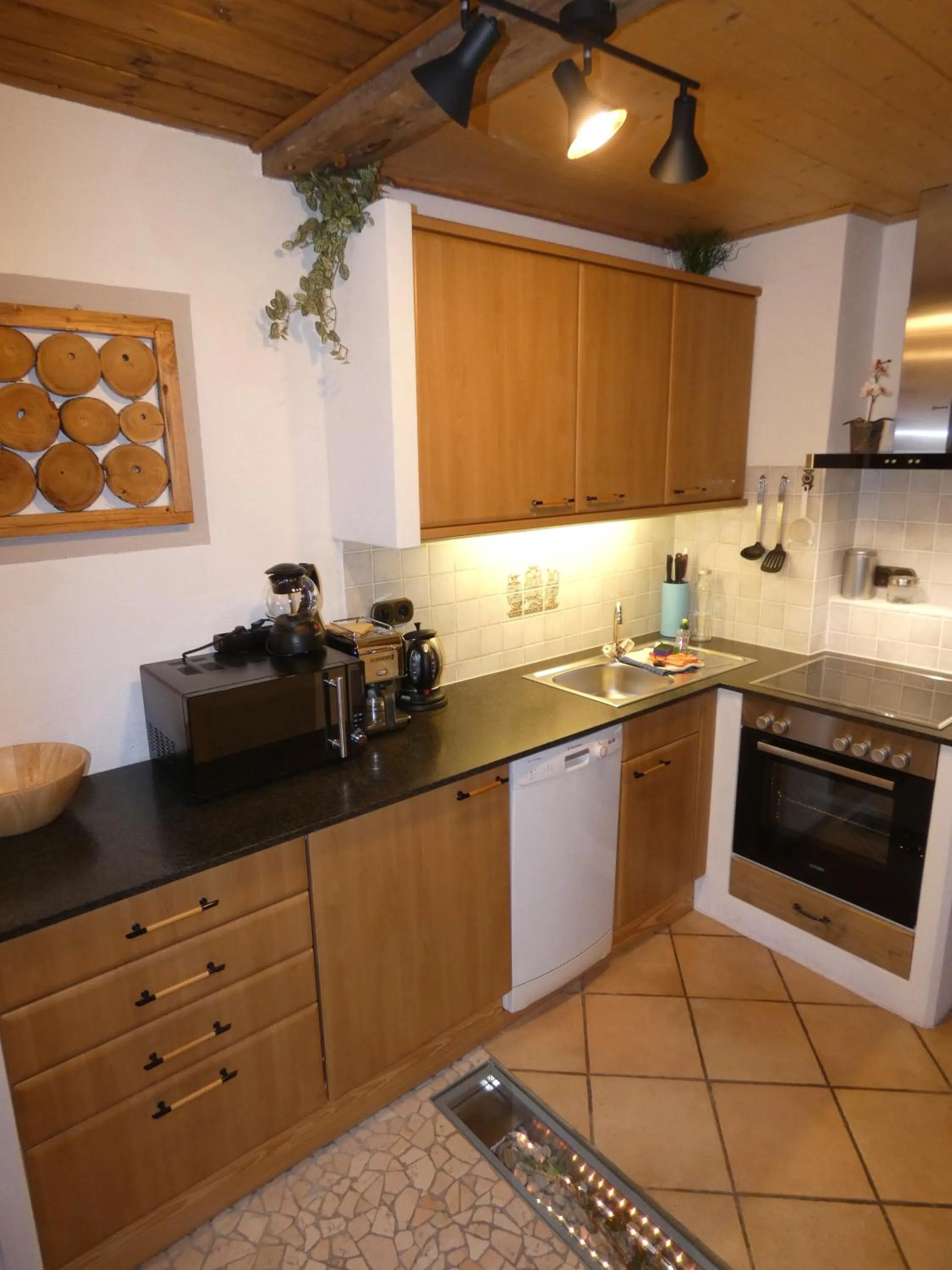 Kitchen or kitchenette in Apartments Donebauer