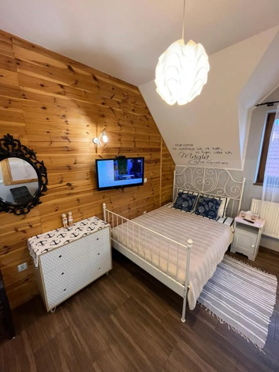 Bed in Willa Klara