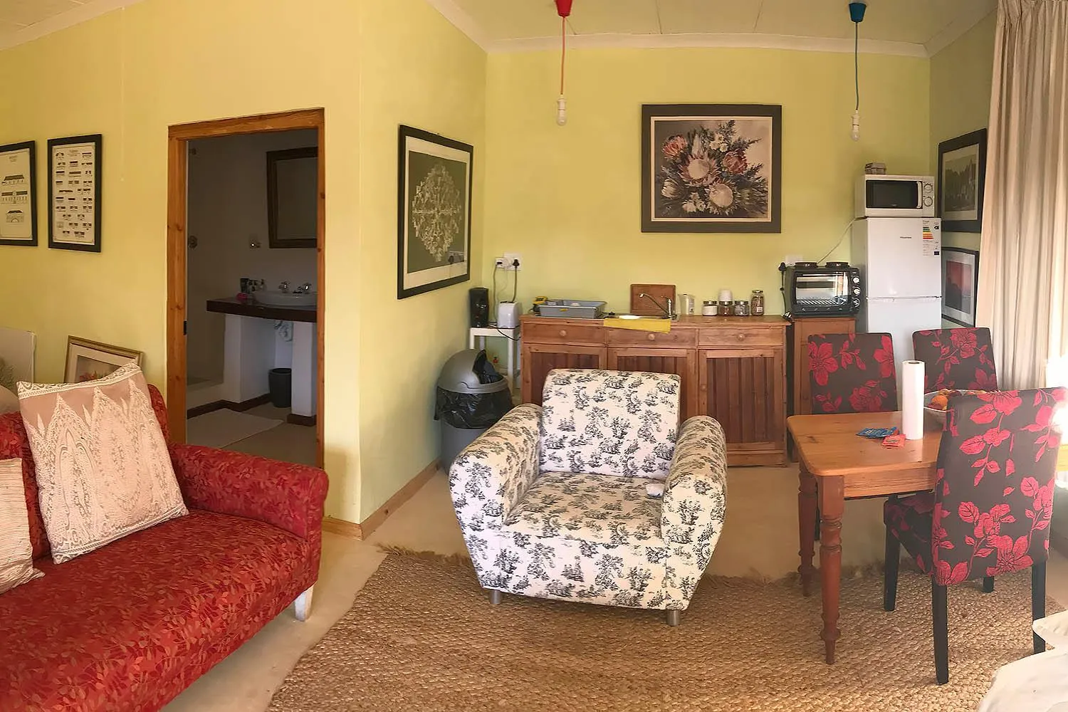 Coffee/tea facilities in Wittedrift Manor House