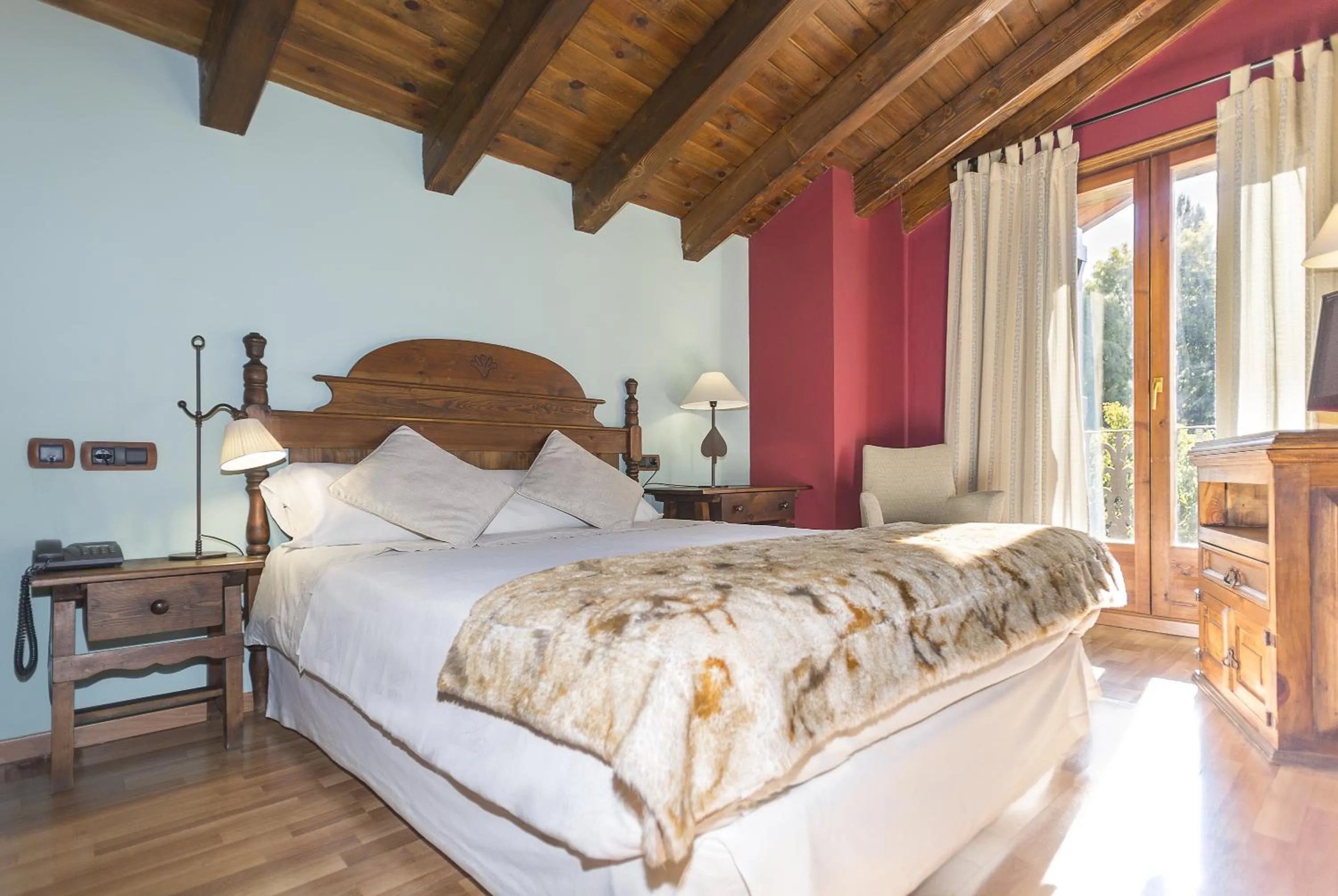 Bed in Hotel Casa Cornel