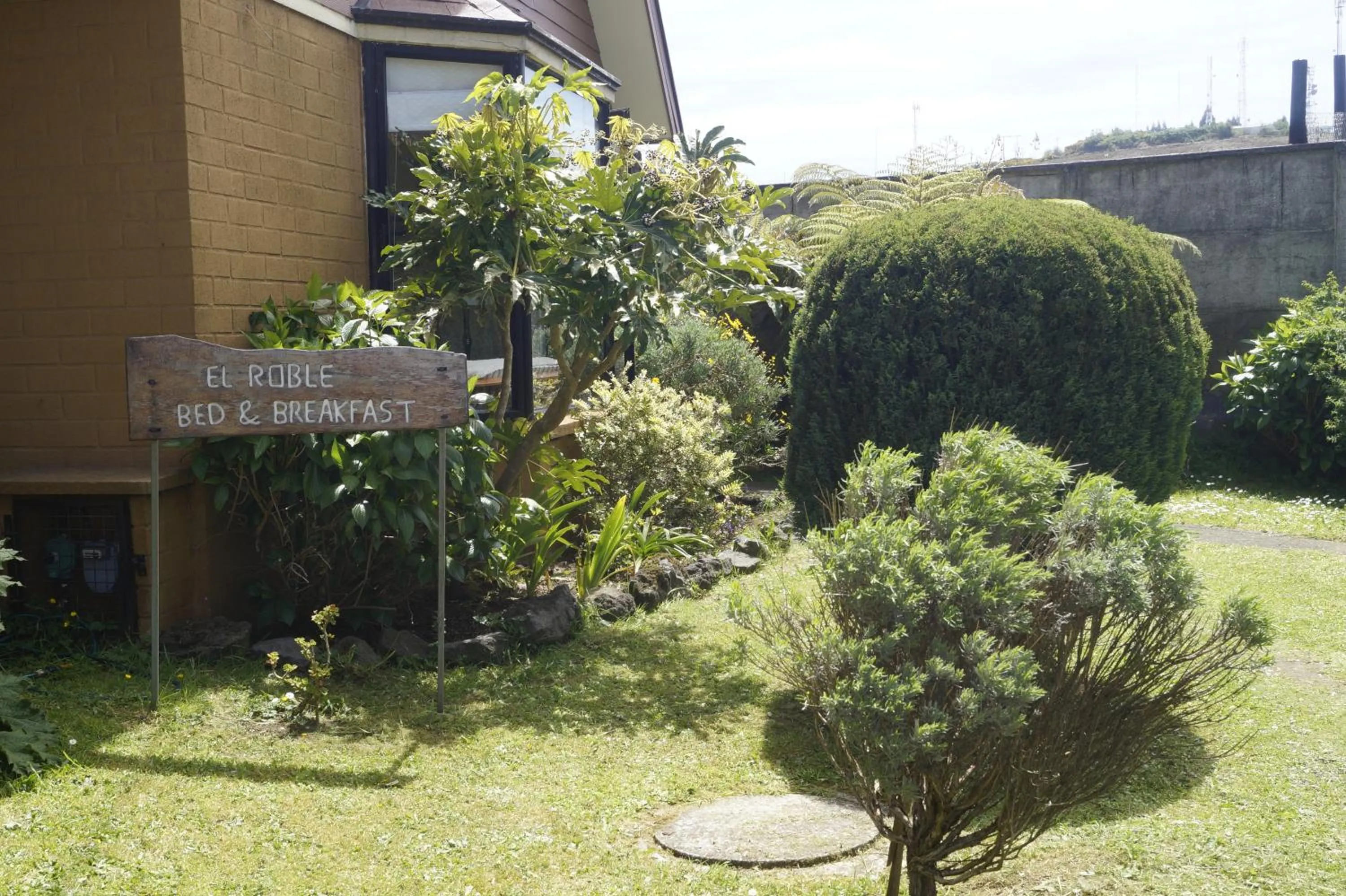Facade/entrance in Hospedaje El Roble, Puerto Varas