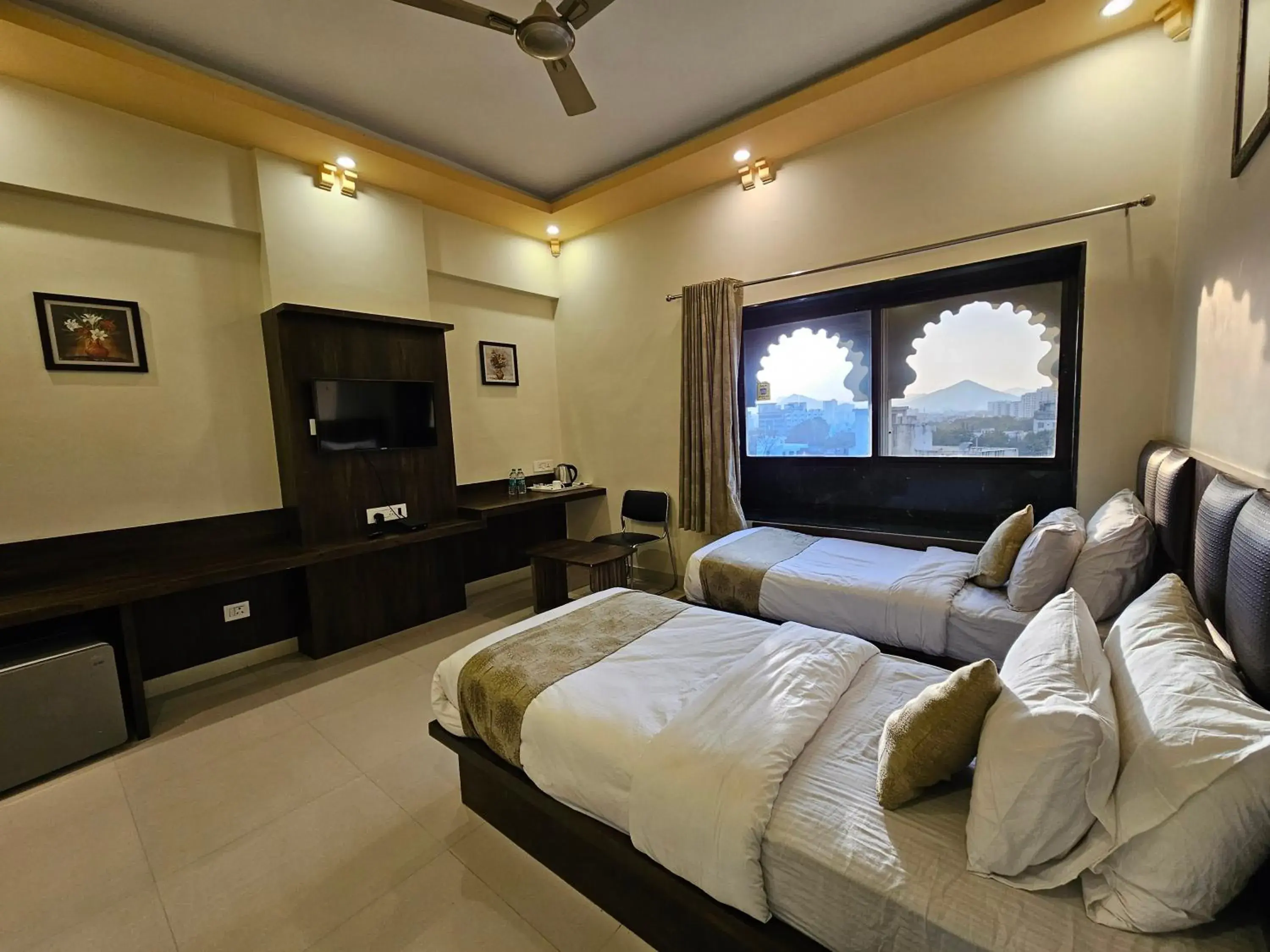 Bed in Hotel Riddhi Inn Bed in Hotel Riddhi Inn