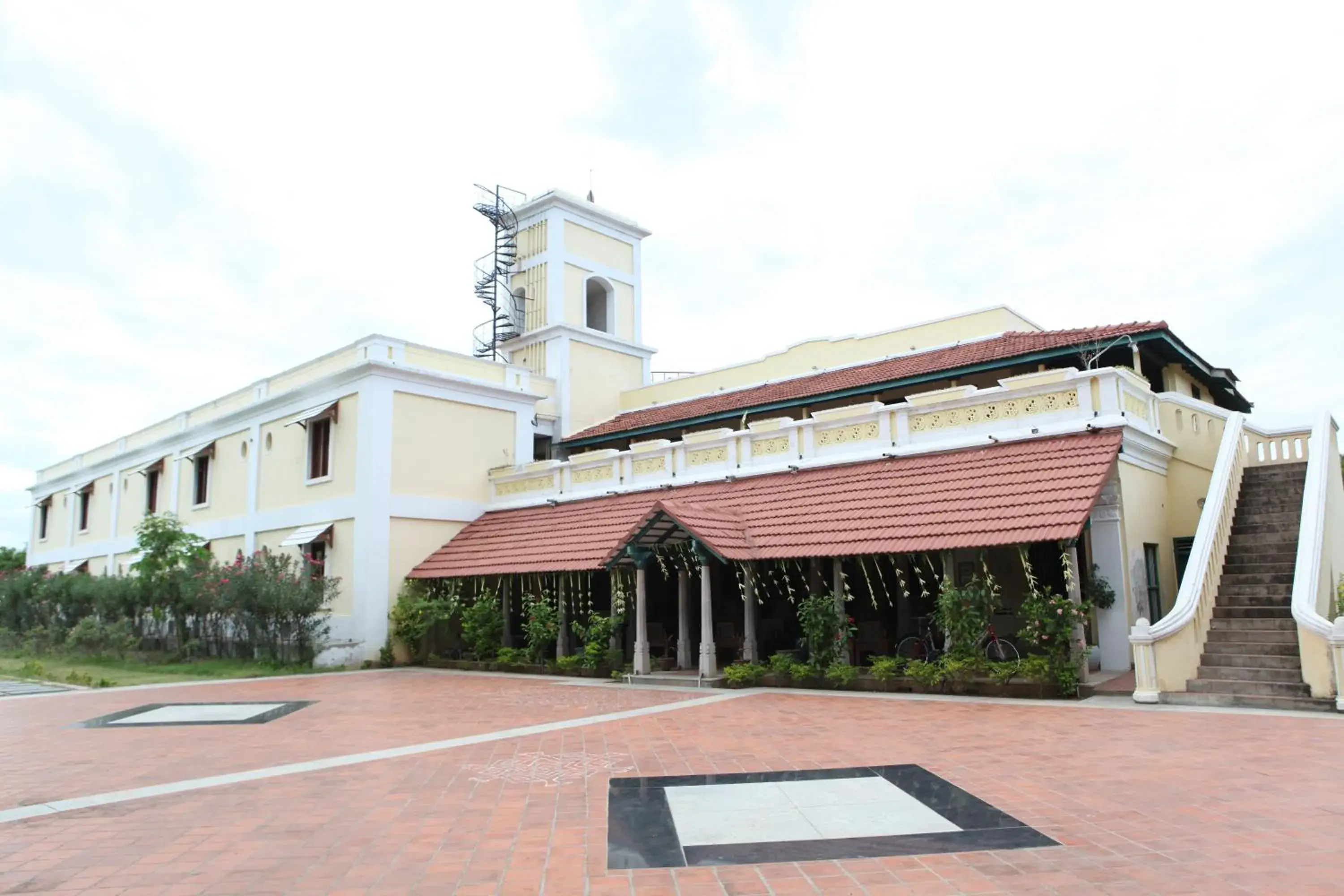 Facade/entrance in Lakshmi Vilas Facade/entrance in Lakshmi Vilas