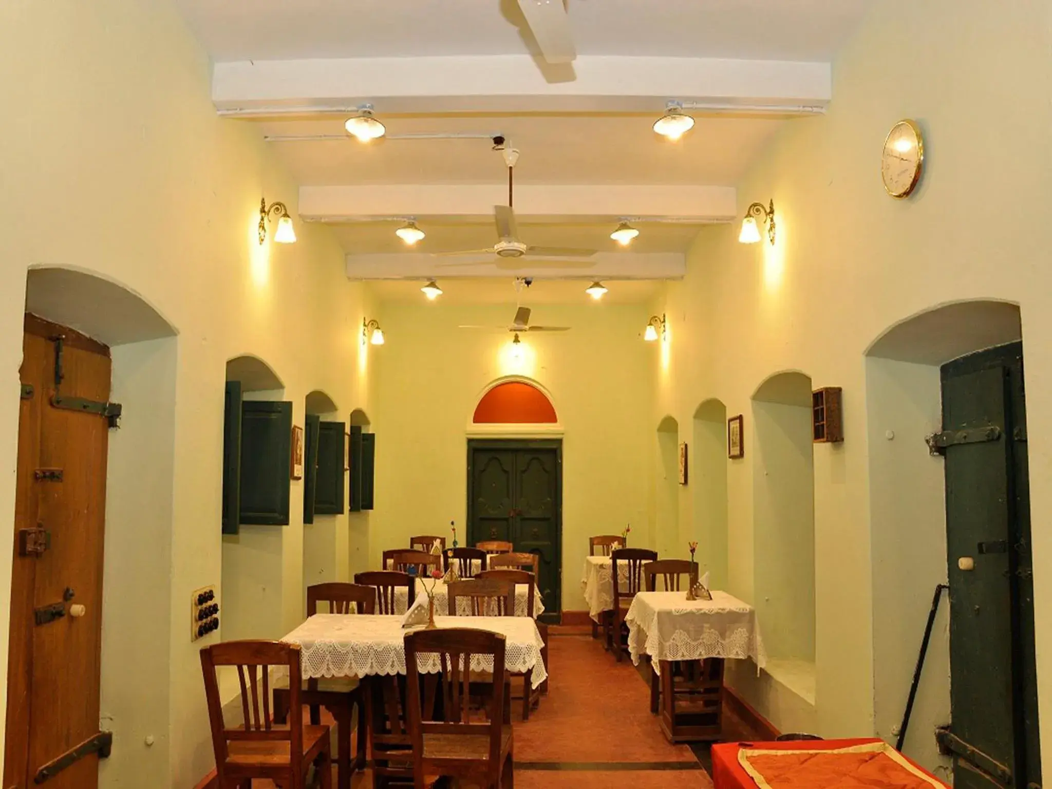 Restaurant/places to eat in Lakshmi Vilas Restaurant/places to eat in Lakshmi Vilas