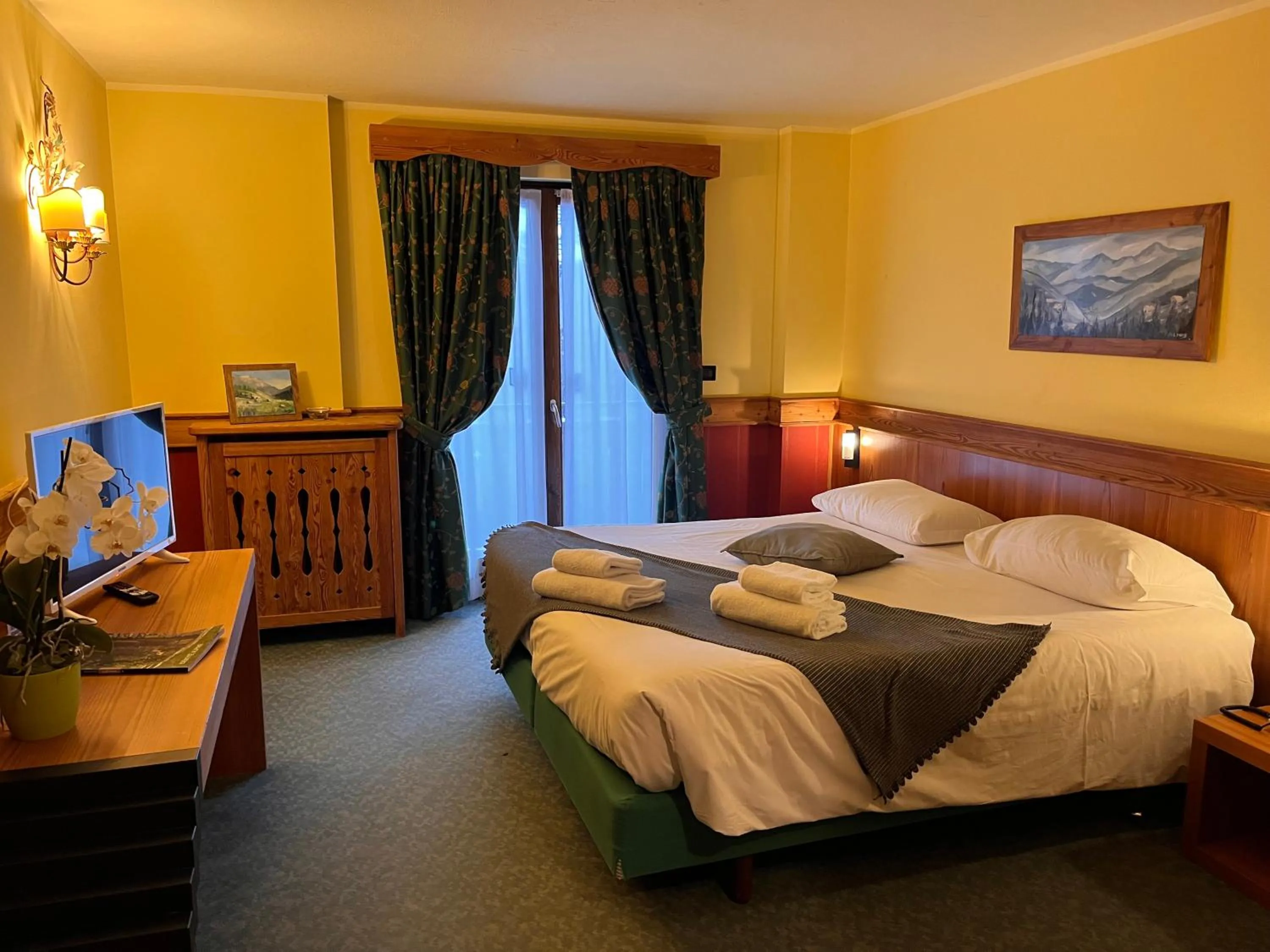 Standard Double Room in Hotel De Champoluc