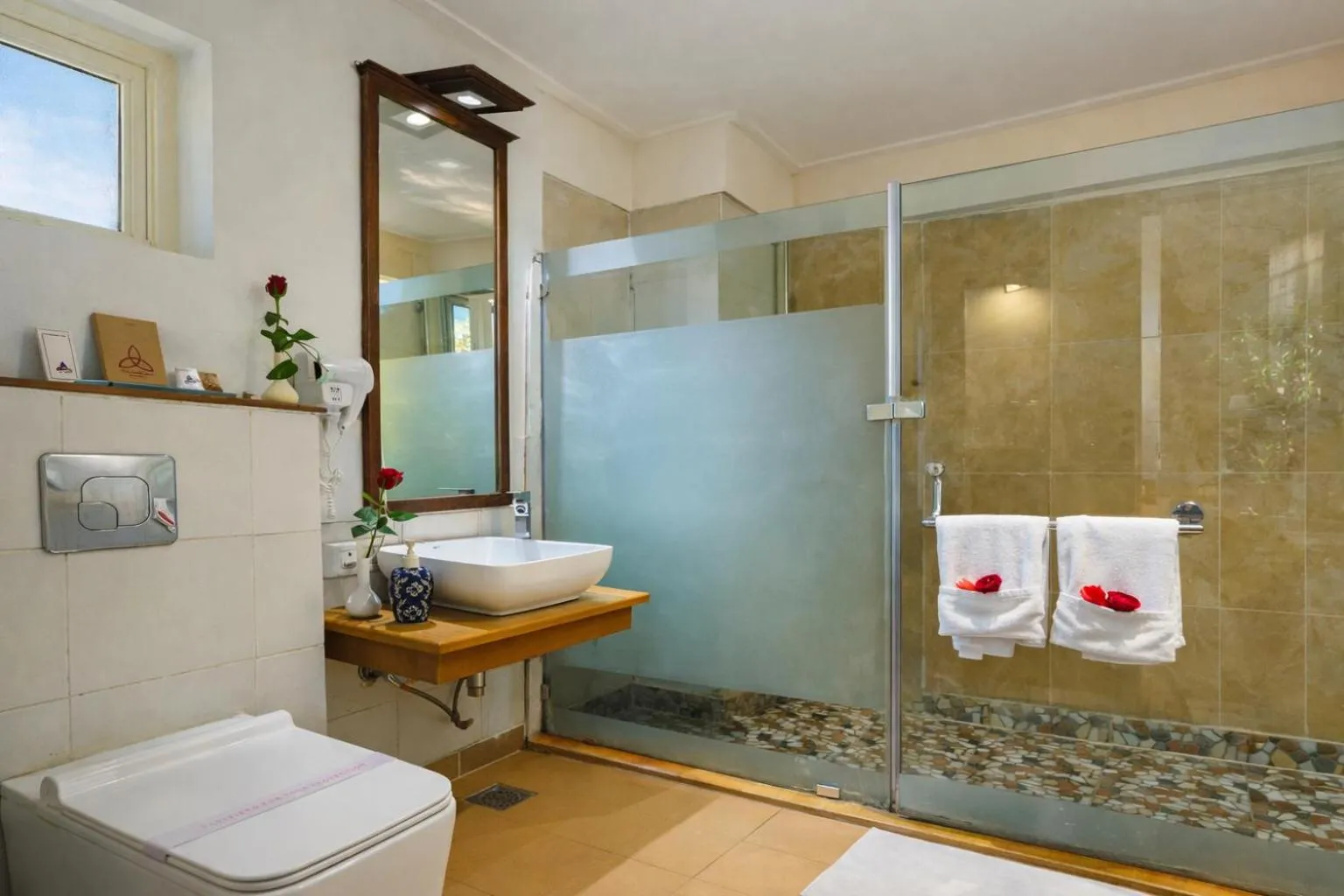 Bathroom in Yog Niketan By Sanskriti