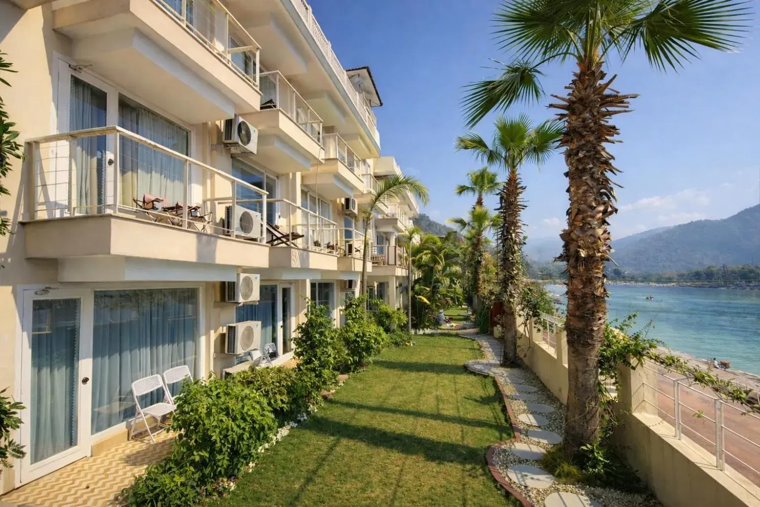 Property building in Yog Niketan By Sanskriti Property building in Yog Niketan By Sanskriti