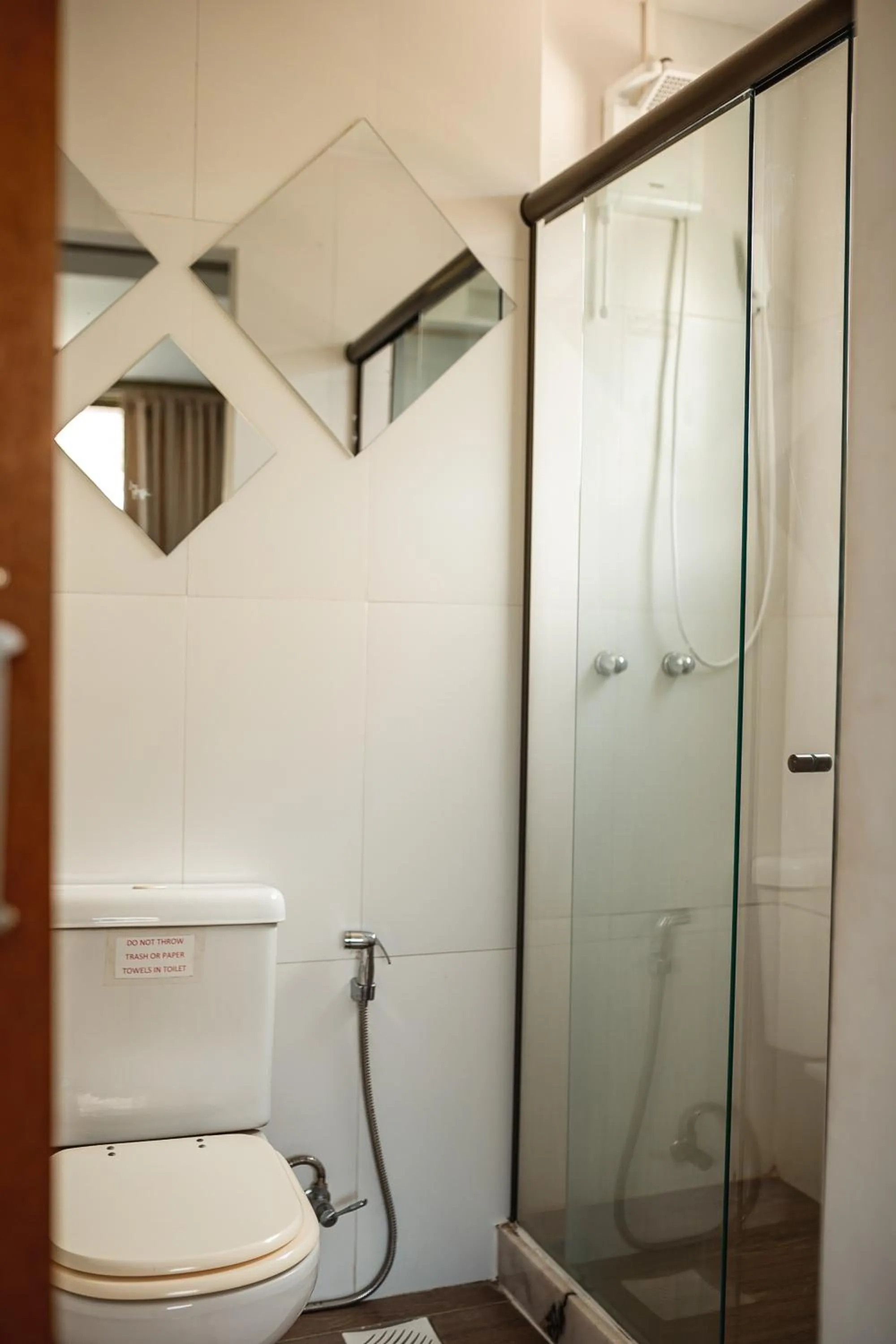 Shower in Casanova Residence - Barra da Tijuca na Ilha da Gigoia