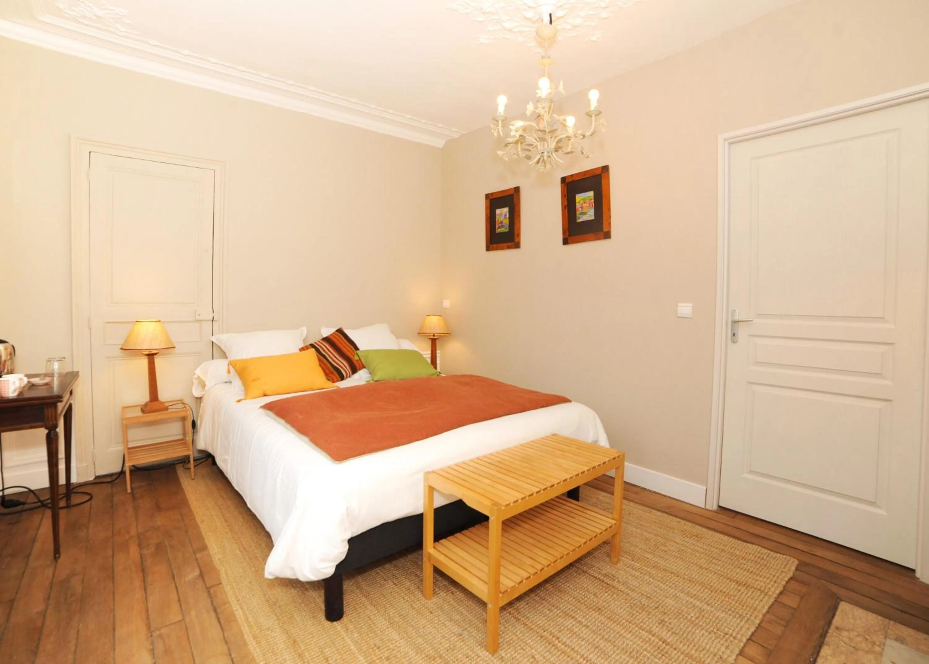 Bed in Le Jardin Cathedrale