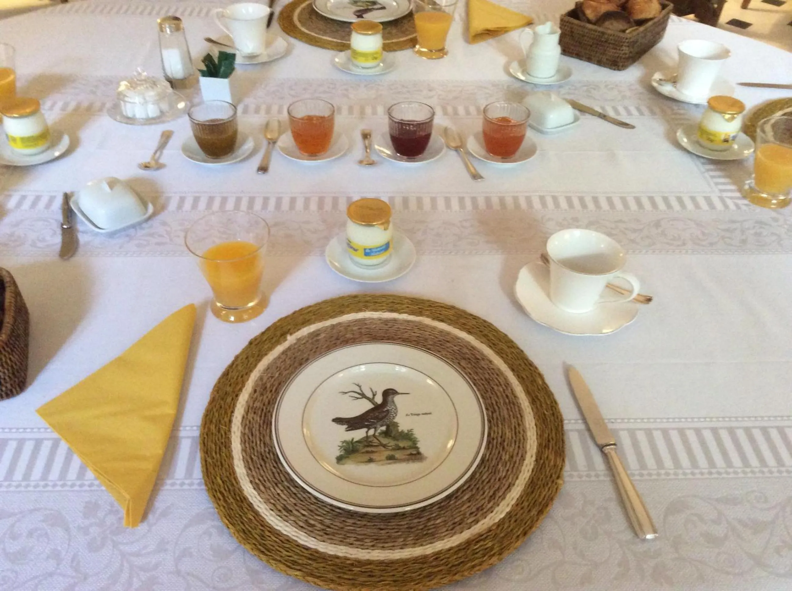 Continental breakfast in Le Jardin Cathedrale