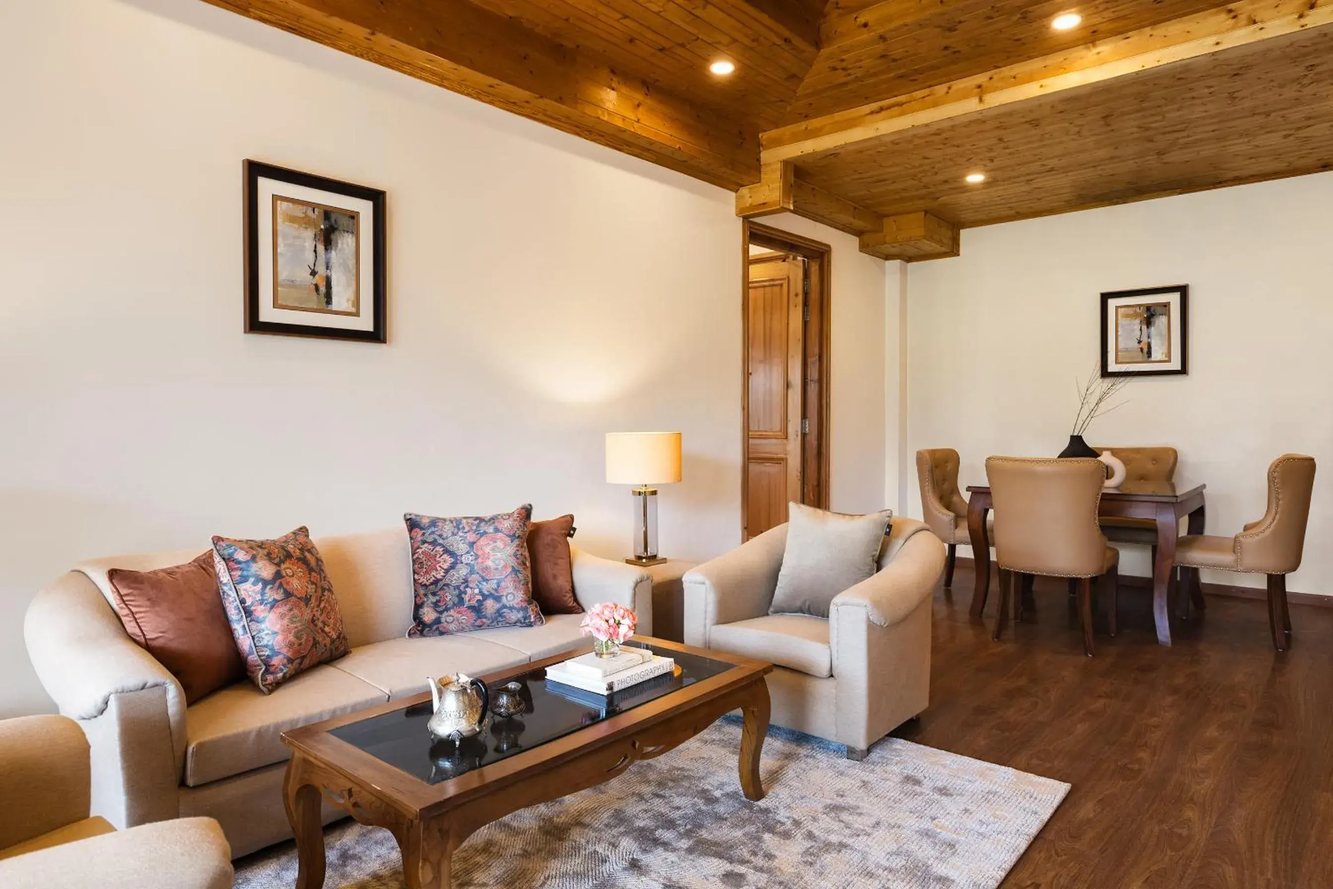 Living room in Baragarh Resort & Spa, Manali- IHCL SeleQtions Living room in Baragarh Resort & Spa, Manali- IHCL SeleQtions
