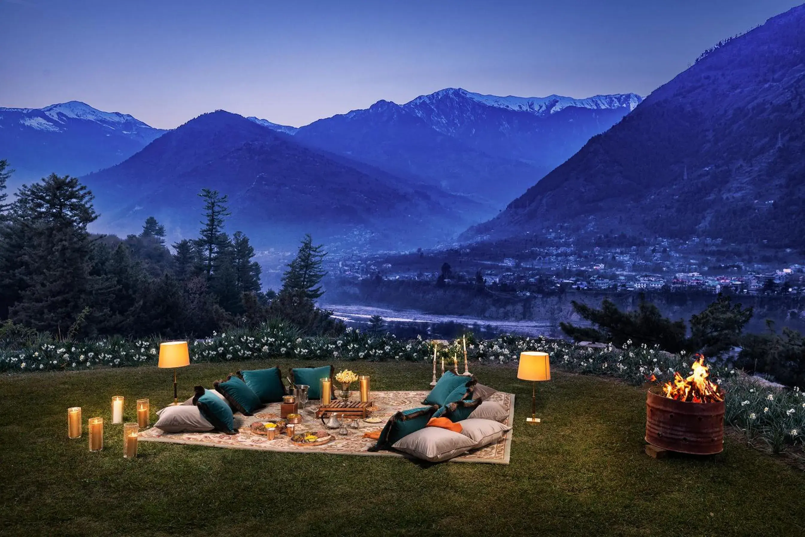 Mountain view in Baragarh Resort & Spa, Manali- IHCL SeleQtions Mountain view in Baragarh Resort & Spa, Manali- IHCL SeleQtions
