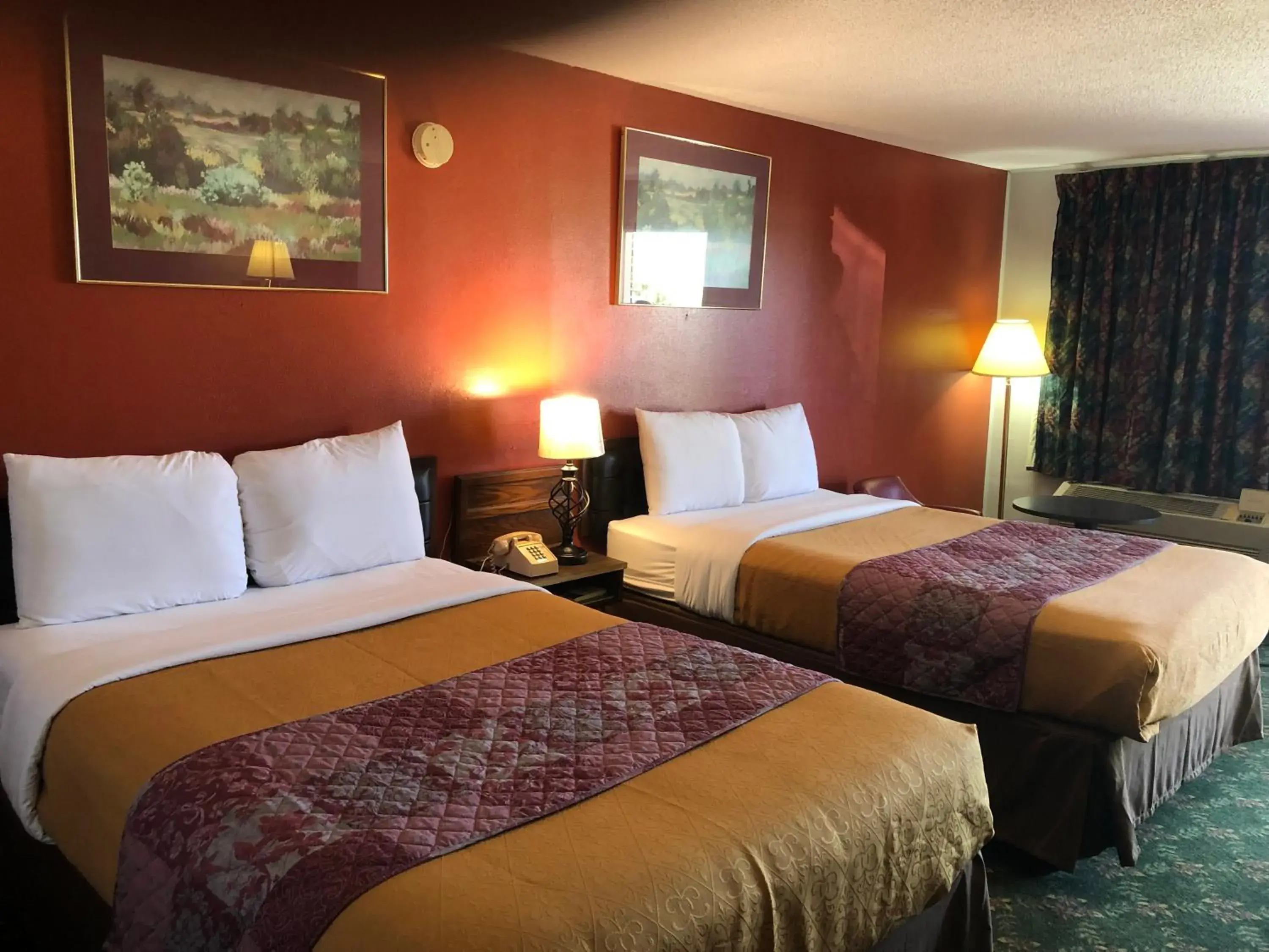 View (from property/room), Bed in Budget Host Inn View (from property/room), Bed in Budget Host Inn