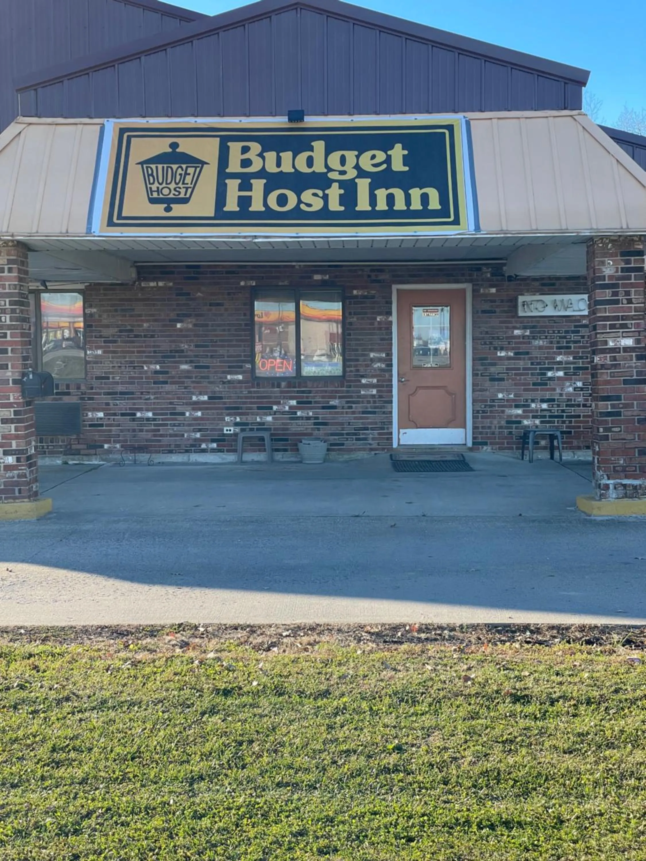 Budget Host Inn